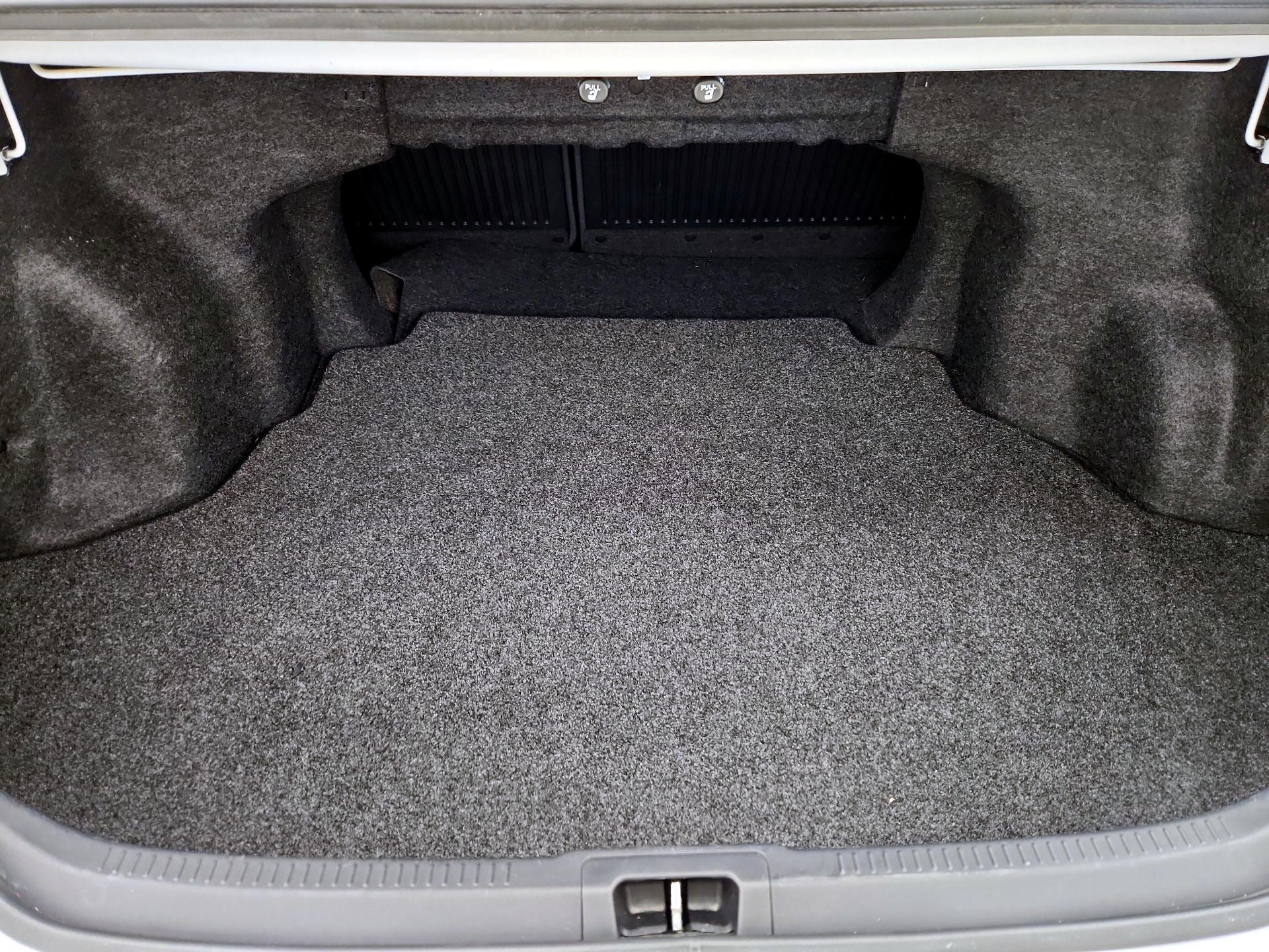 Thumbnail: 2014 Toyota Camry - 19