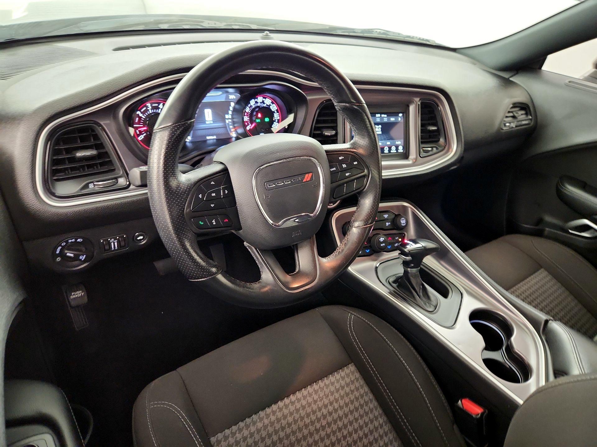Thumbnail: 2020 Dodge Challenger - 9