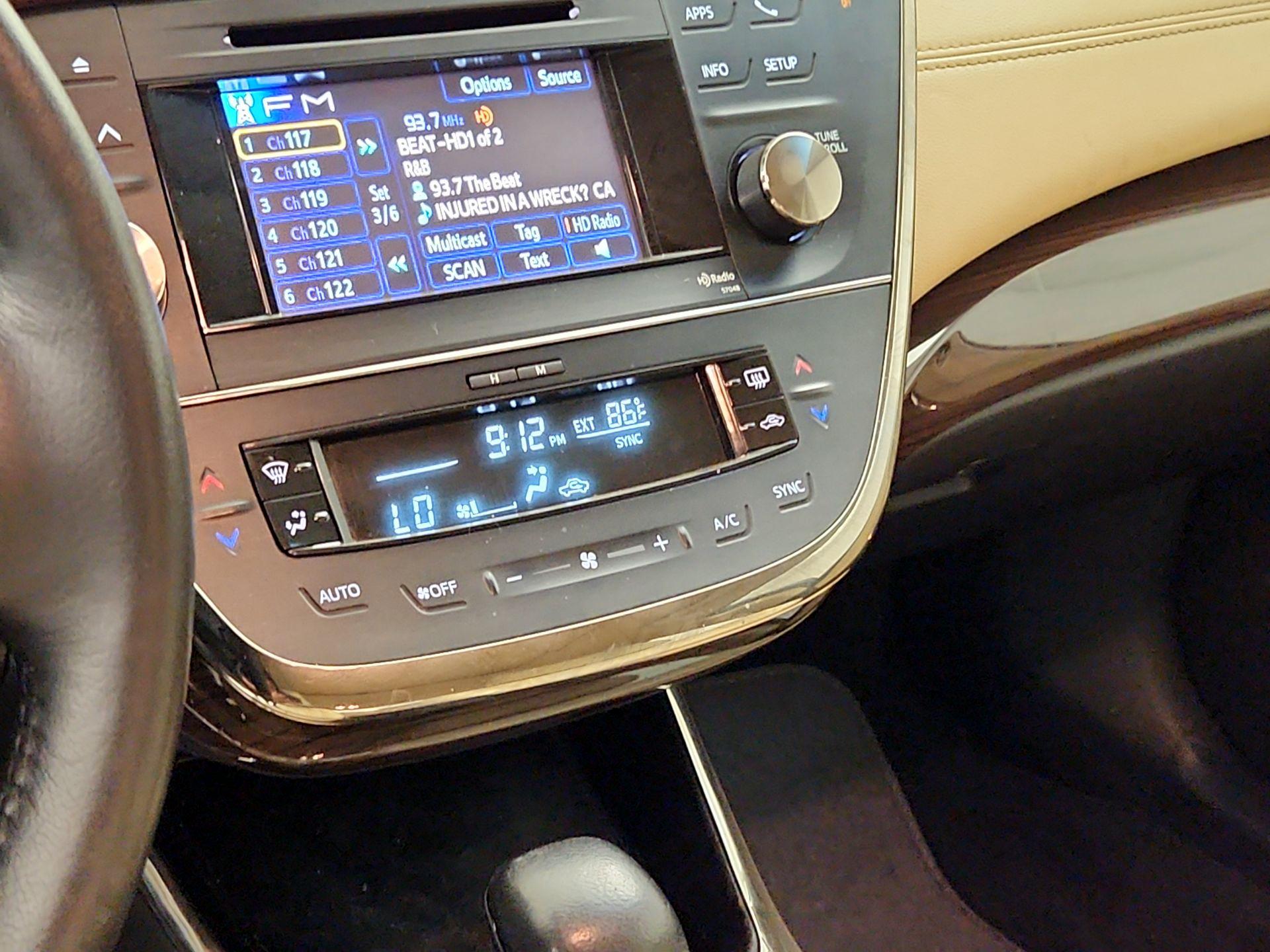 Thumbnail: 2014 Toyota Avalon - 17