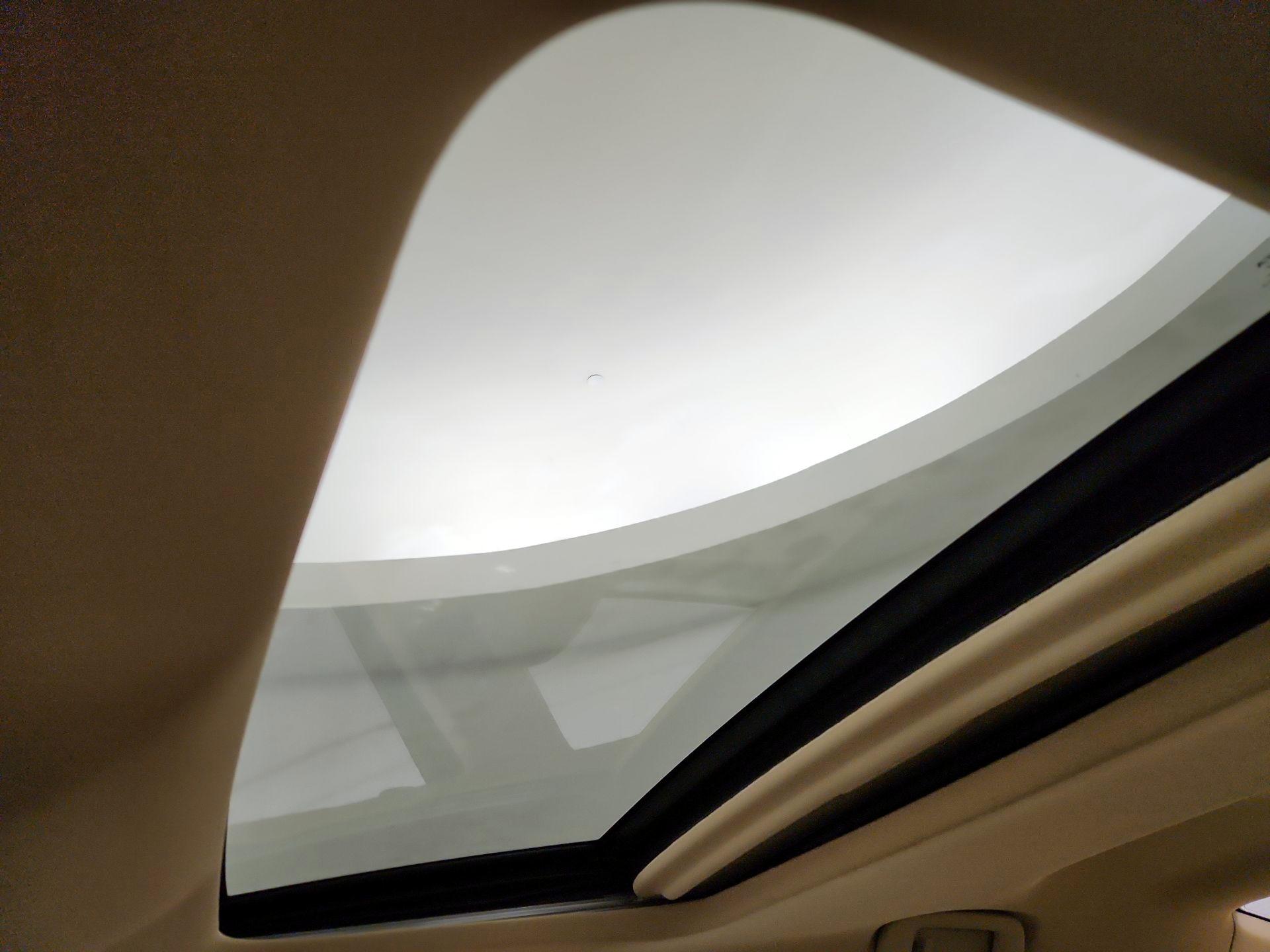 Thumbnail: 2014 Toyota Avalon - 20