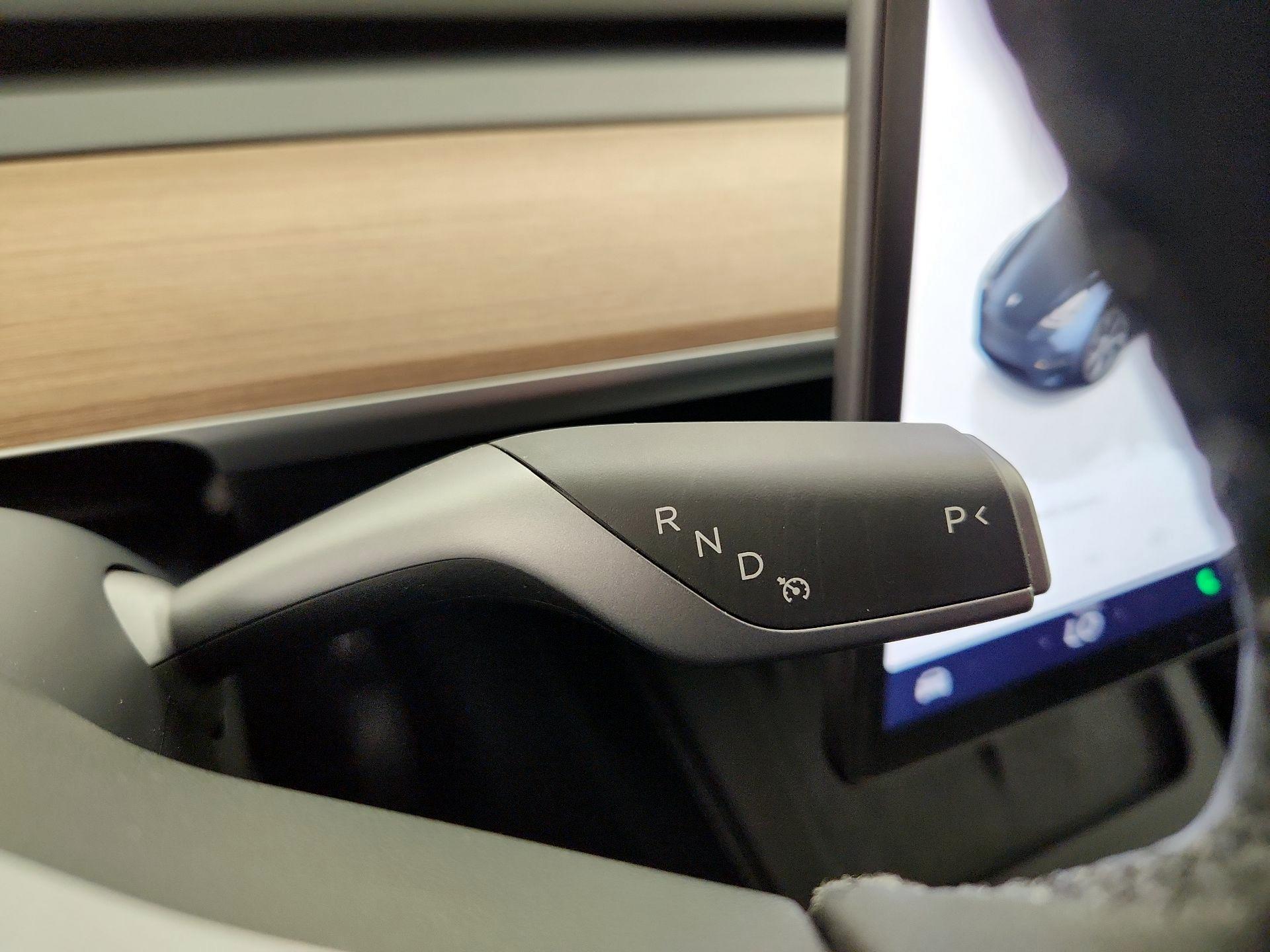 Thumbnail: 2025 Tesla Model Y - 18