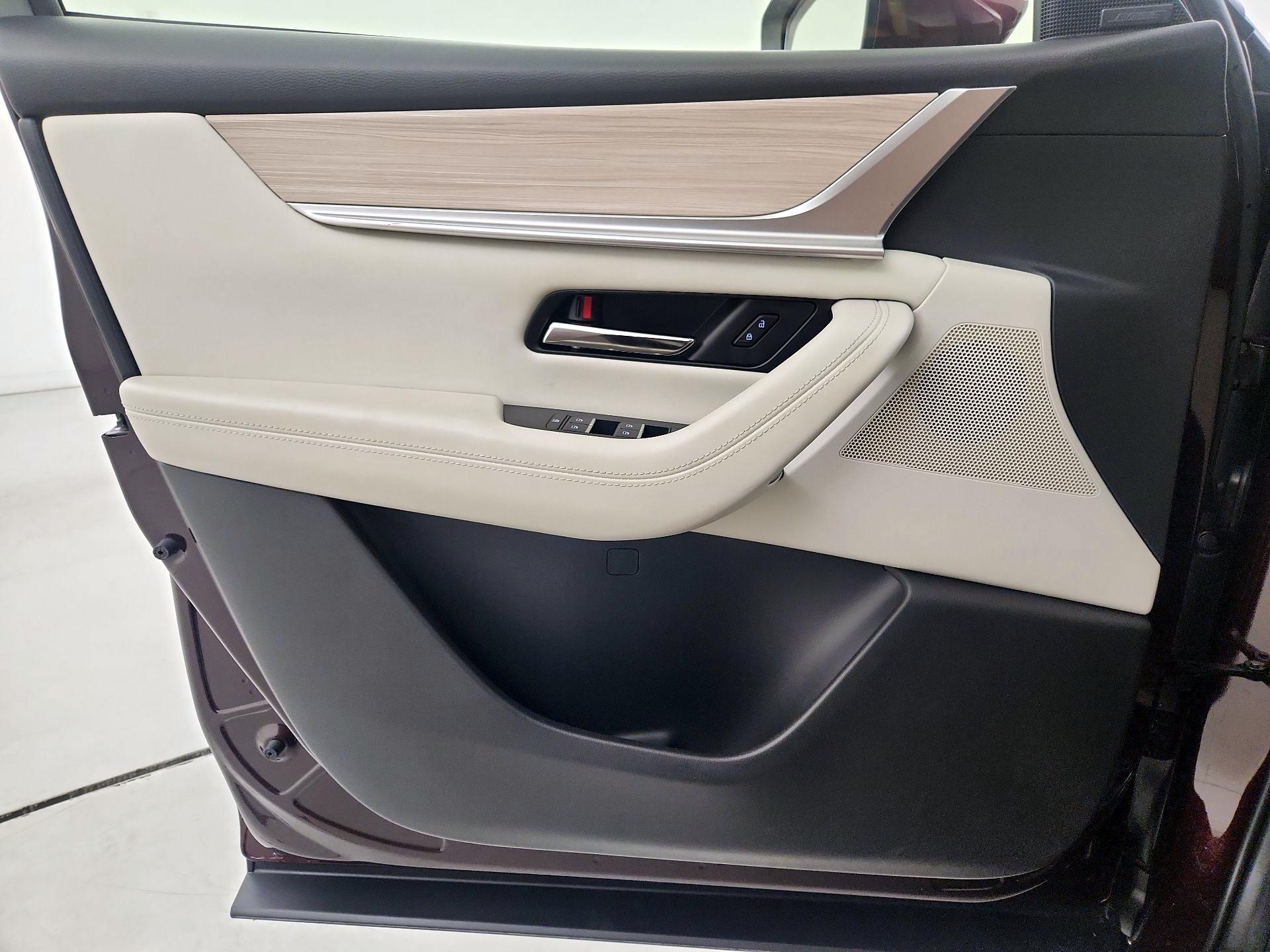 Thumbnail: 2024 Mazda CX-90 - 12
