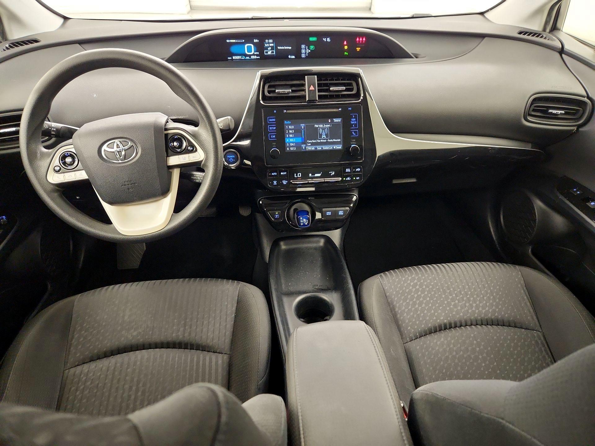 Thumbnail: 2018 Toyota Prius - 9