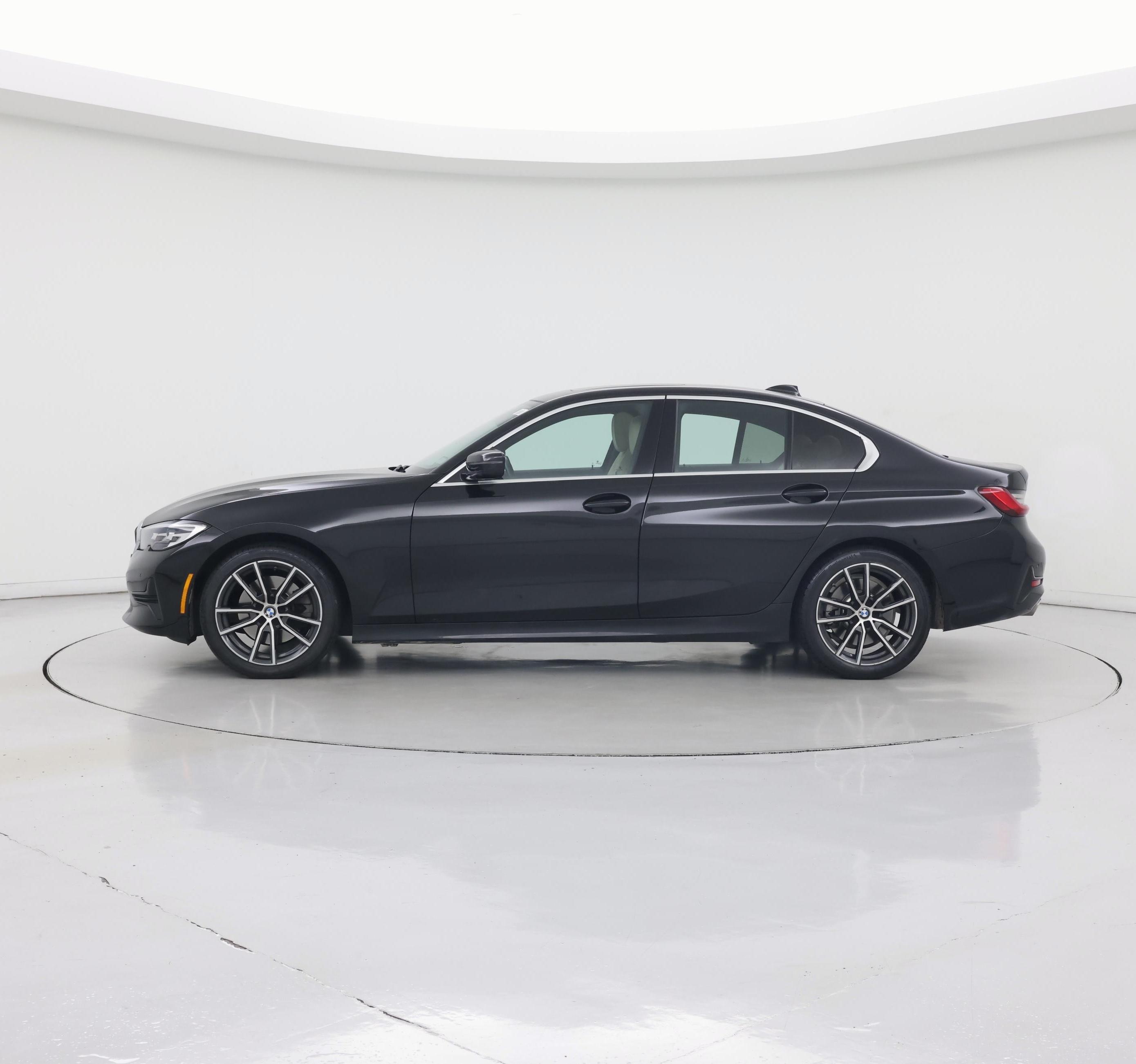Thumbnail: 2019 BMW 3 Series - 3