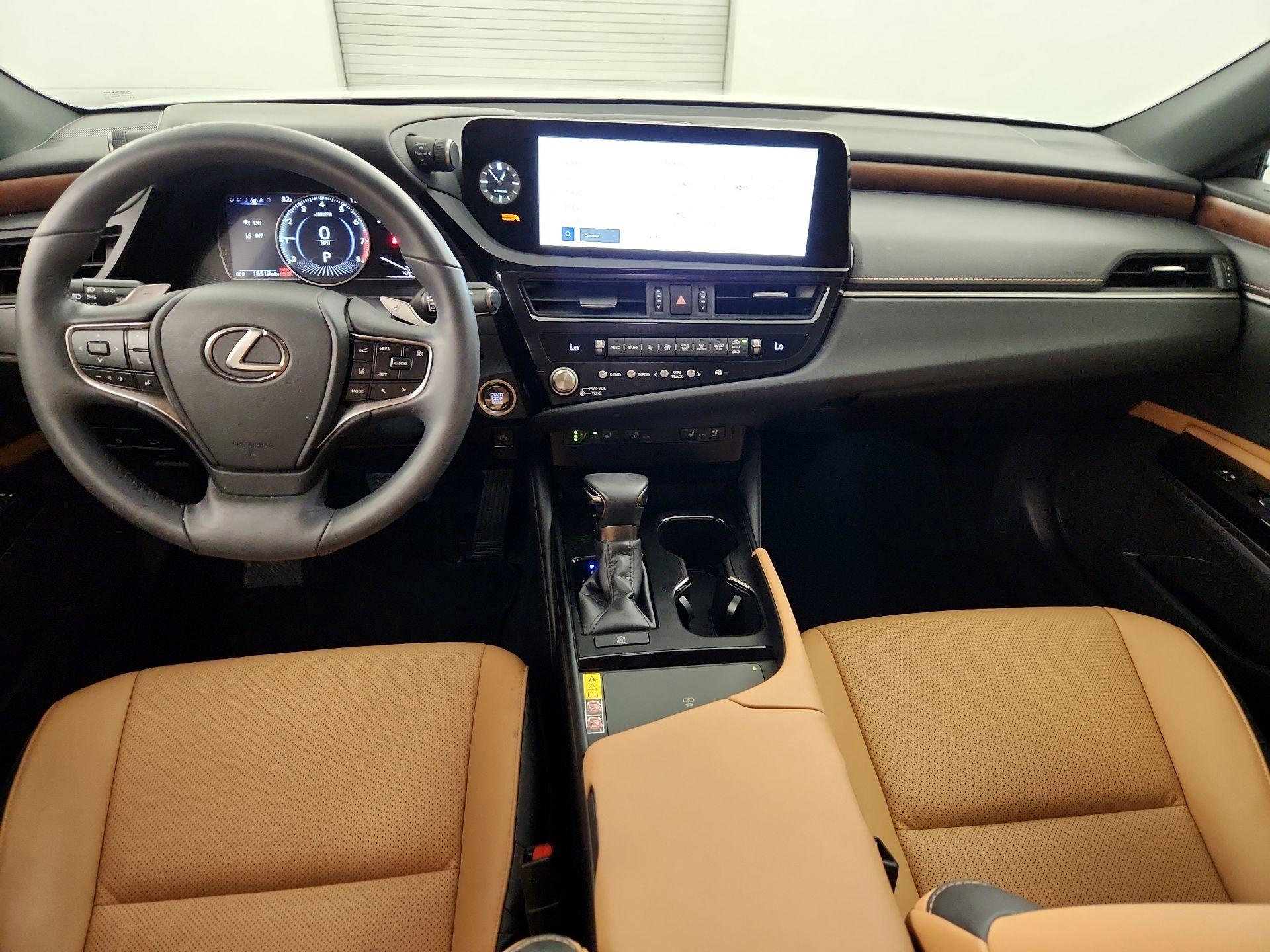 Thumbnail: 2023 Lexus ES - 9