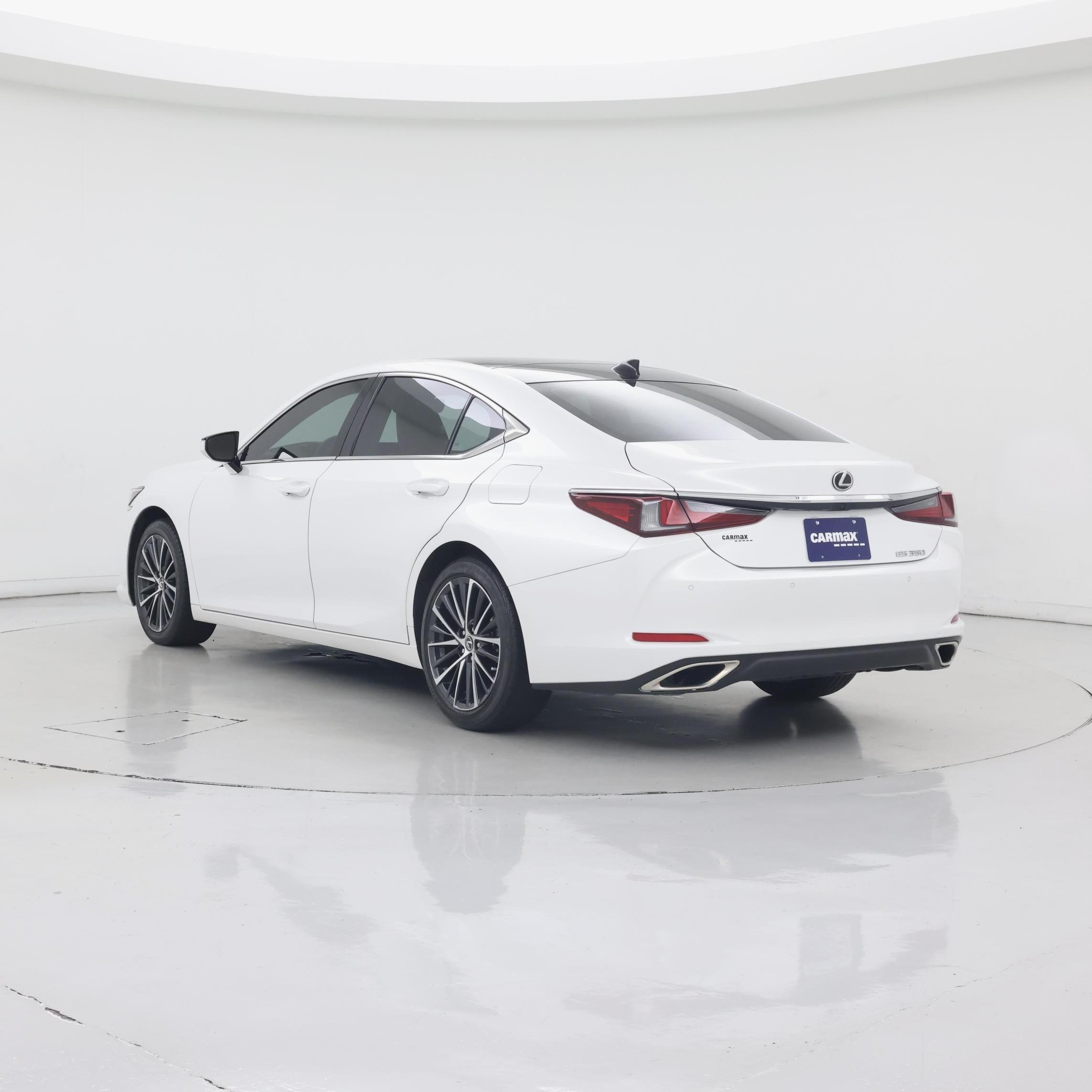Thumbnail: 2023 Lexus ES - 2