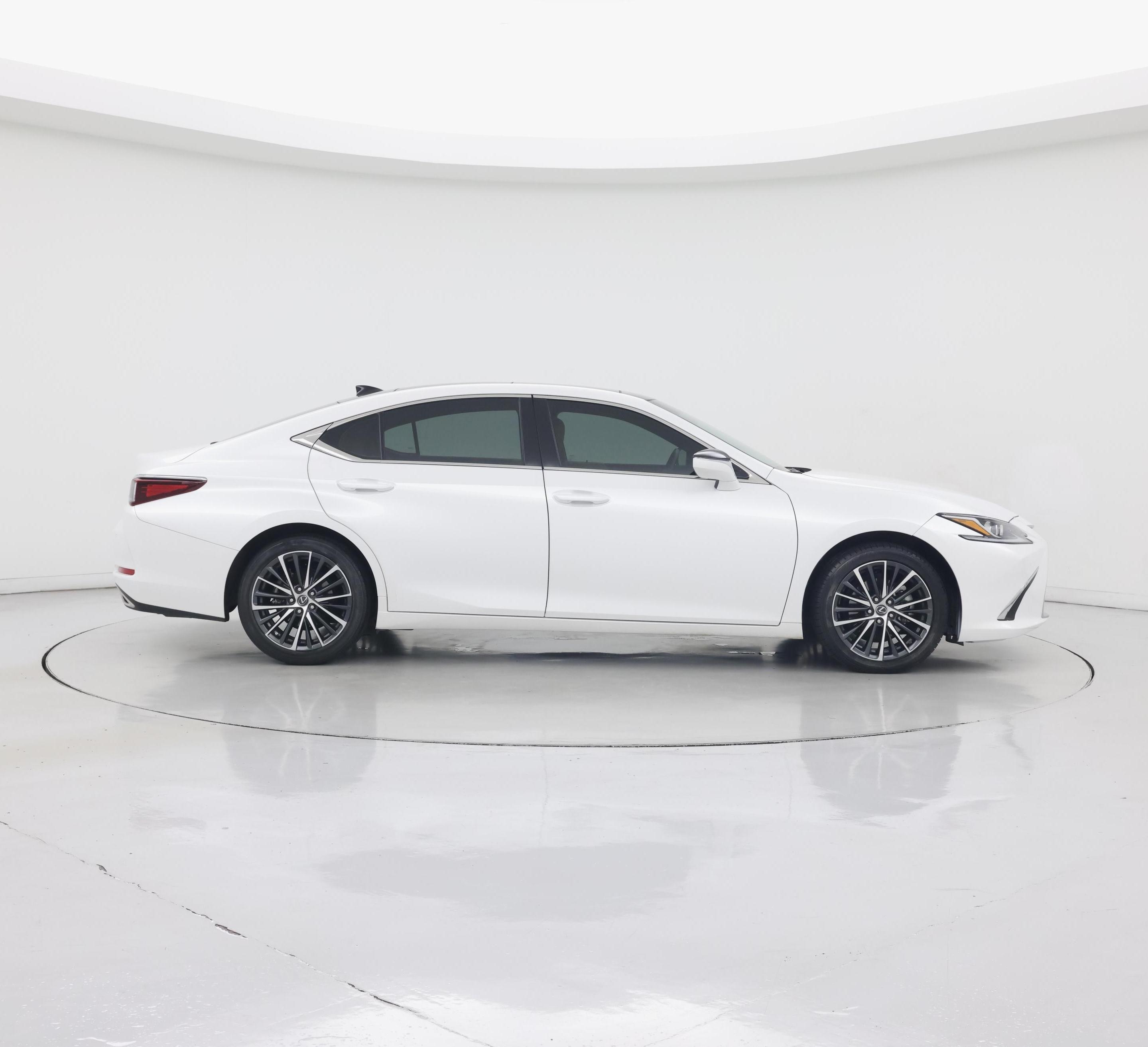 Thumbnail: 2023 Lexus ES - 7