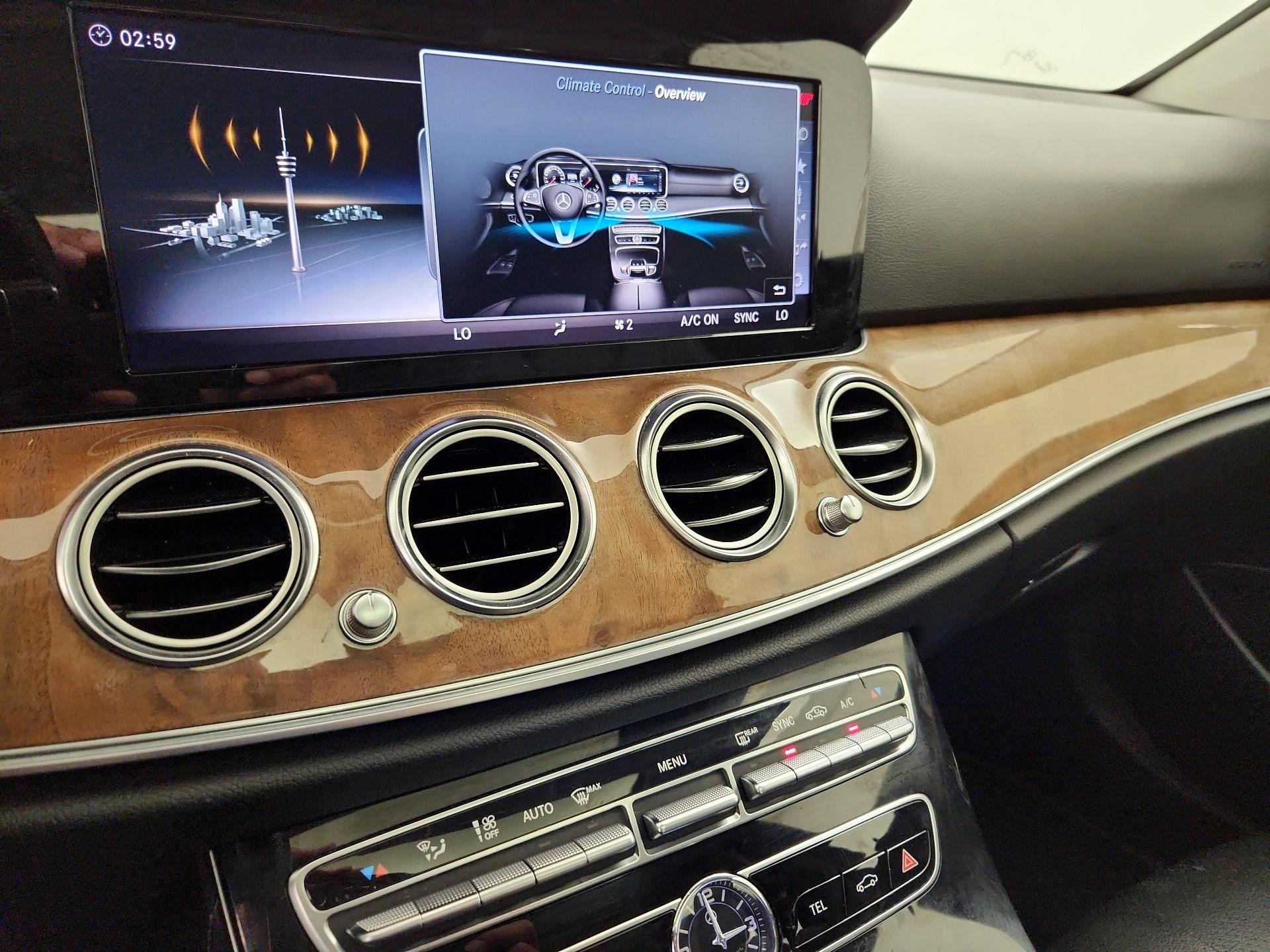 Thumbnail: 2018 Mercedes-Benz E-Class - 17