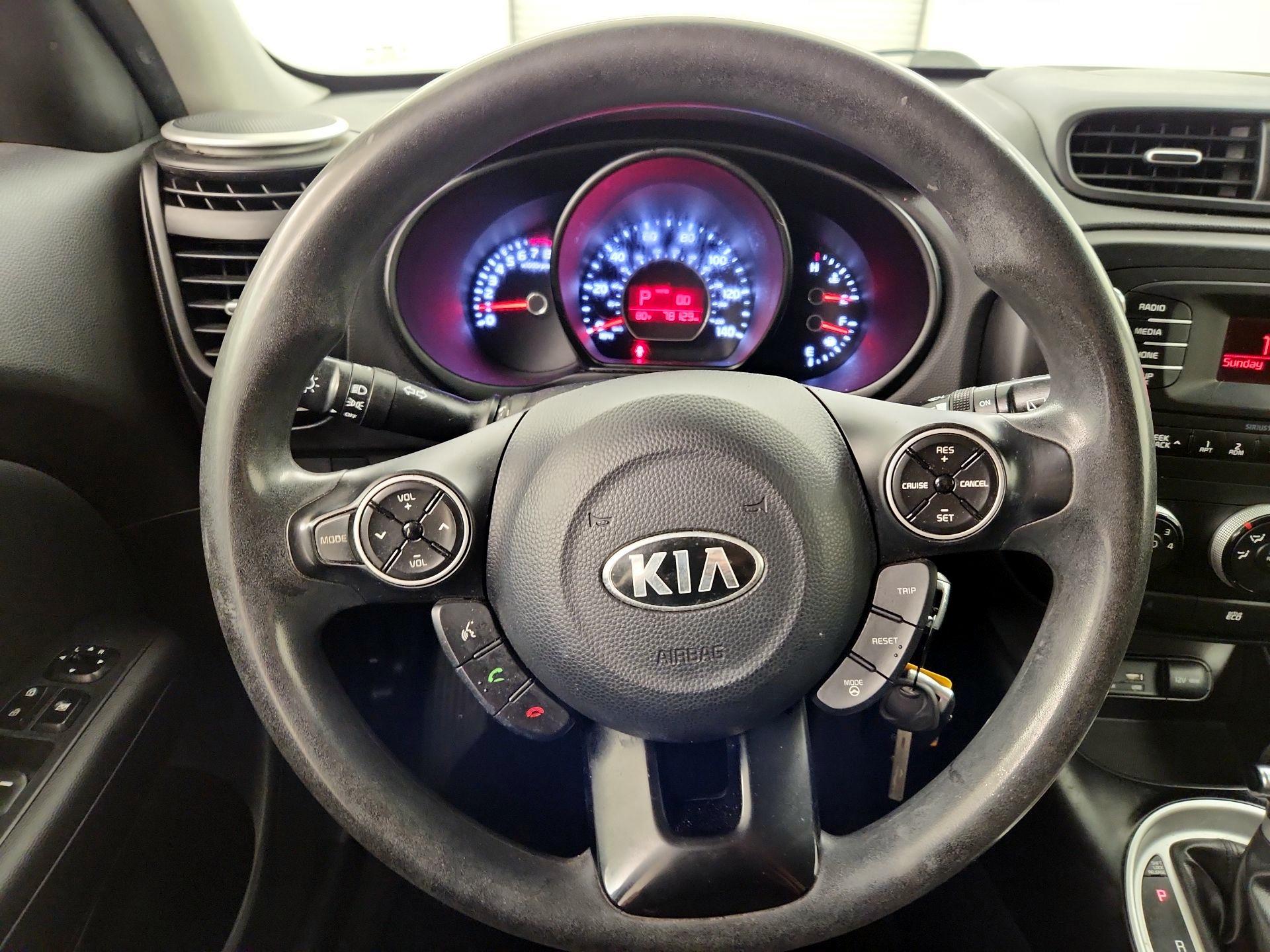 Thumbnail: 2015 Kia Soul - 10