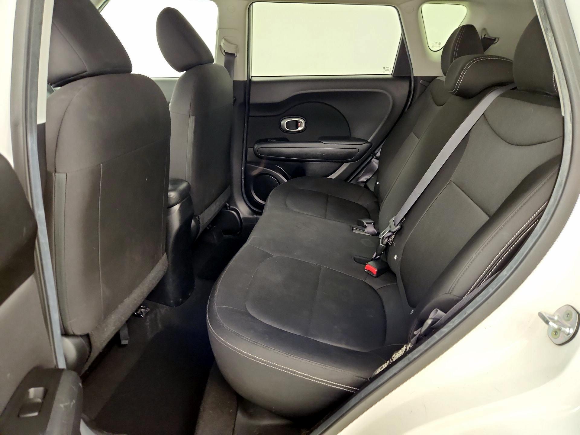 Thumbnail: 2015 Kia Soul - 18