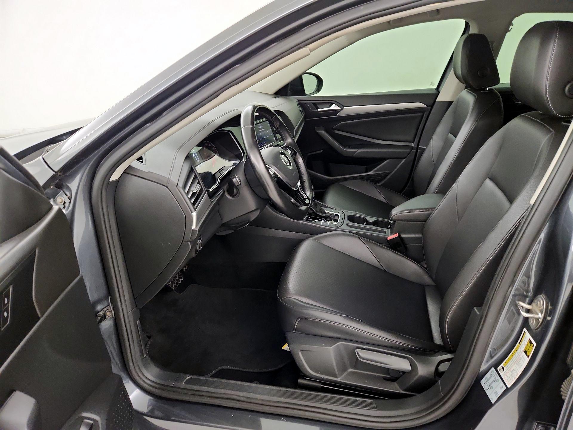 Thumbnail: 2019 Volkswagen Jetta - 11