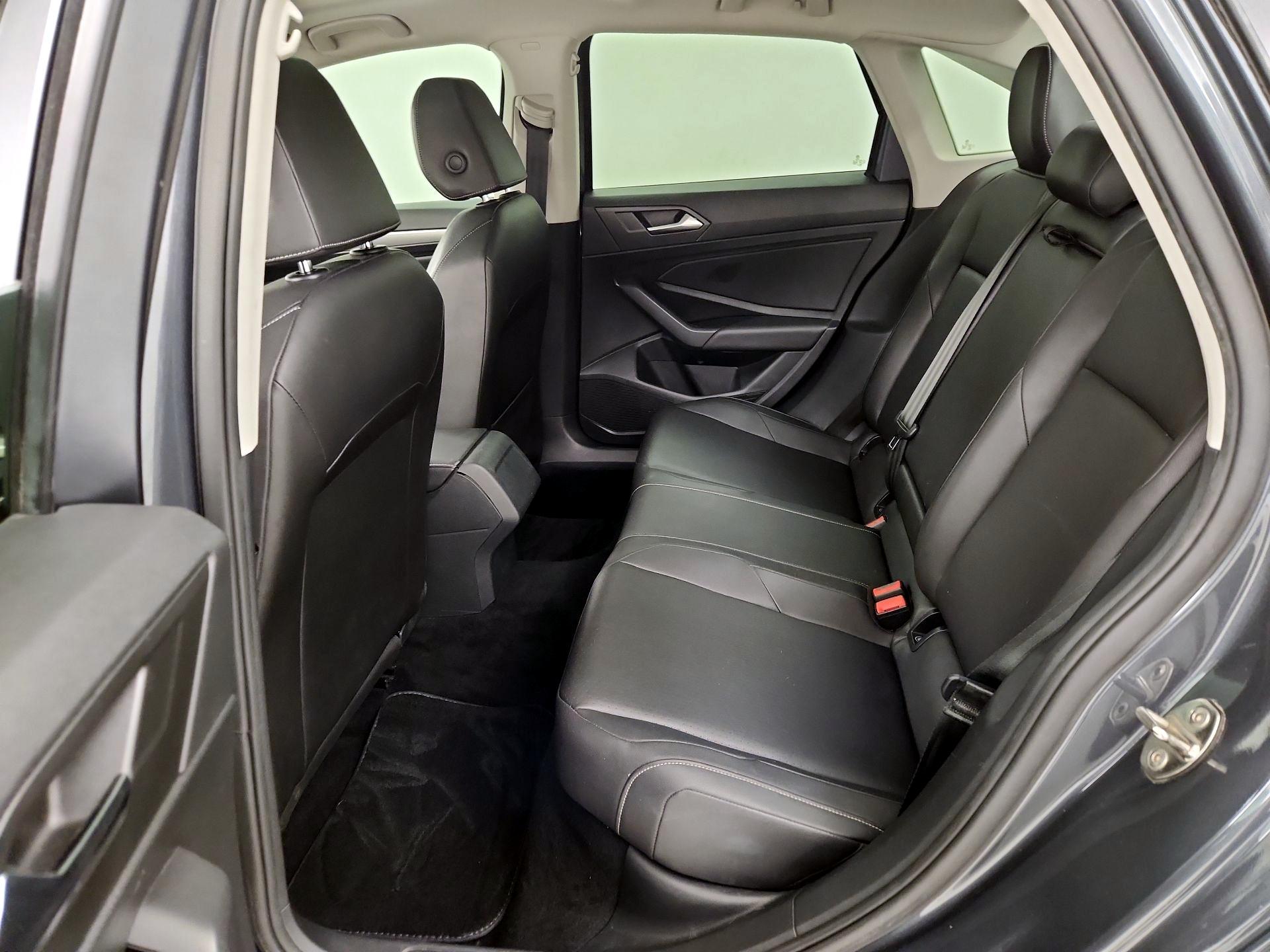 Thumbnail: 2019 Volkswagen Jetta - 20