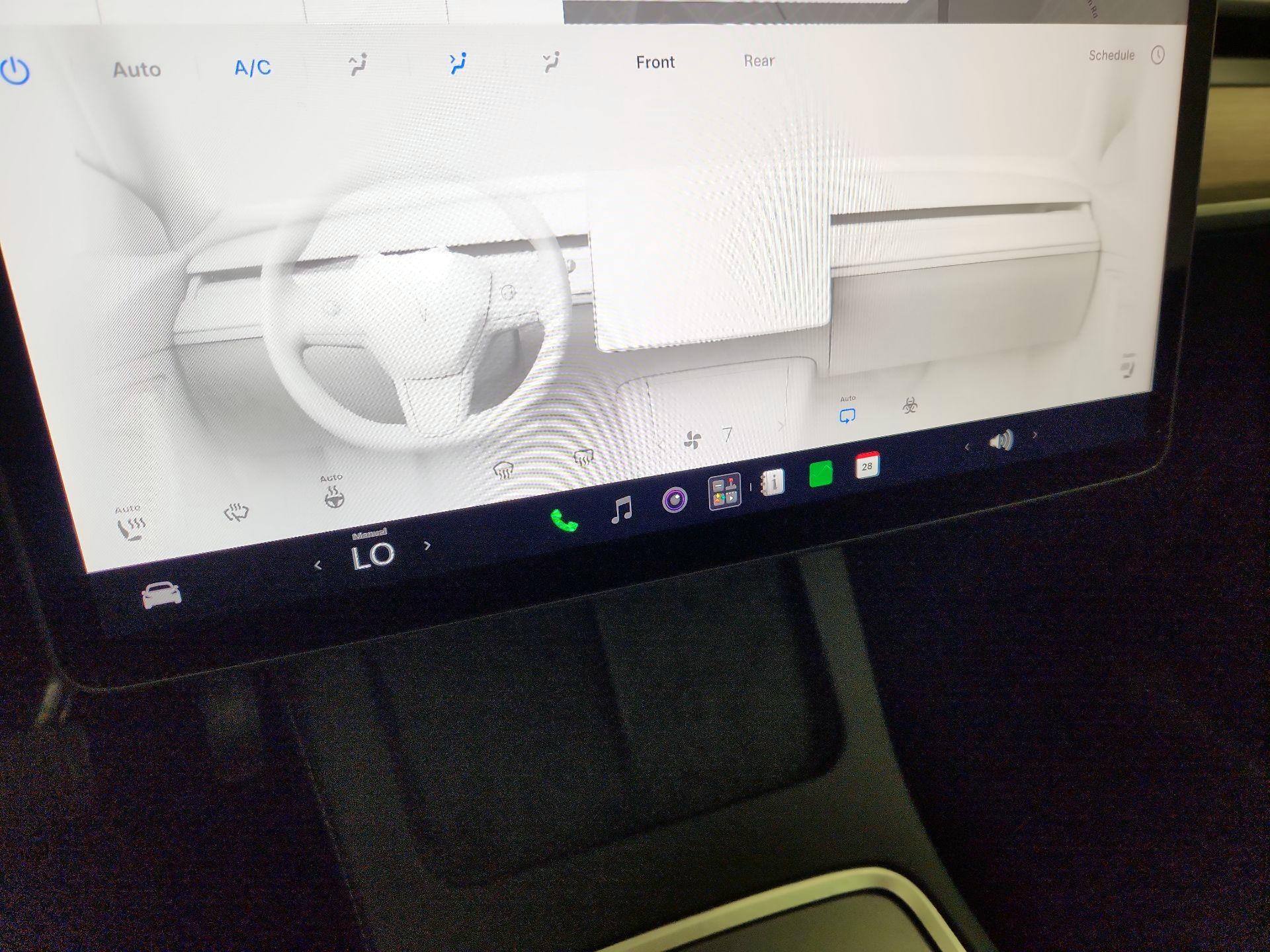 Thumbnail: 2024 Tesla Model Y - 17