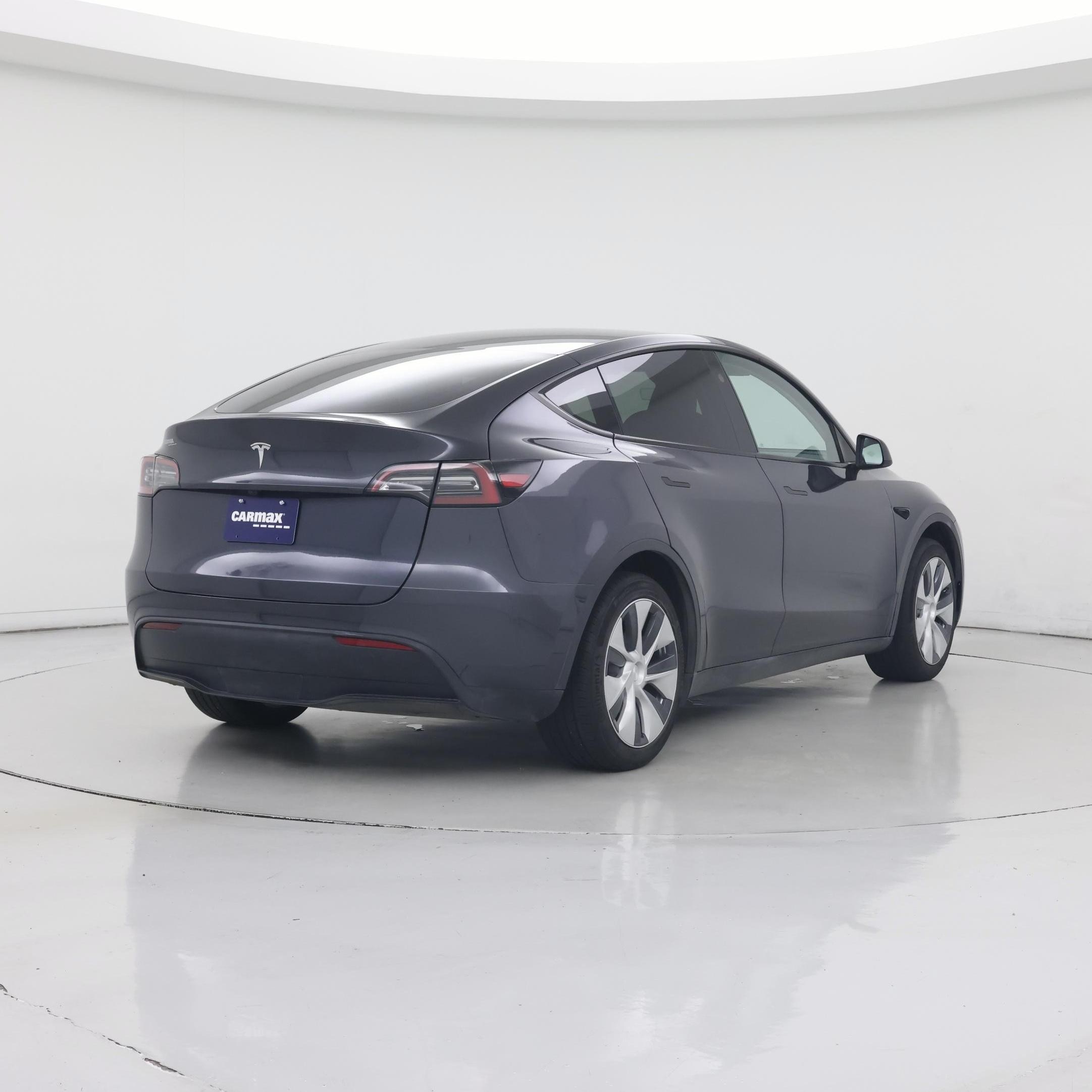 Thumbnail: 2024 Tesla Model Y - 8