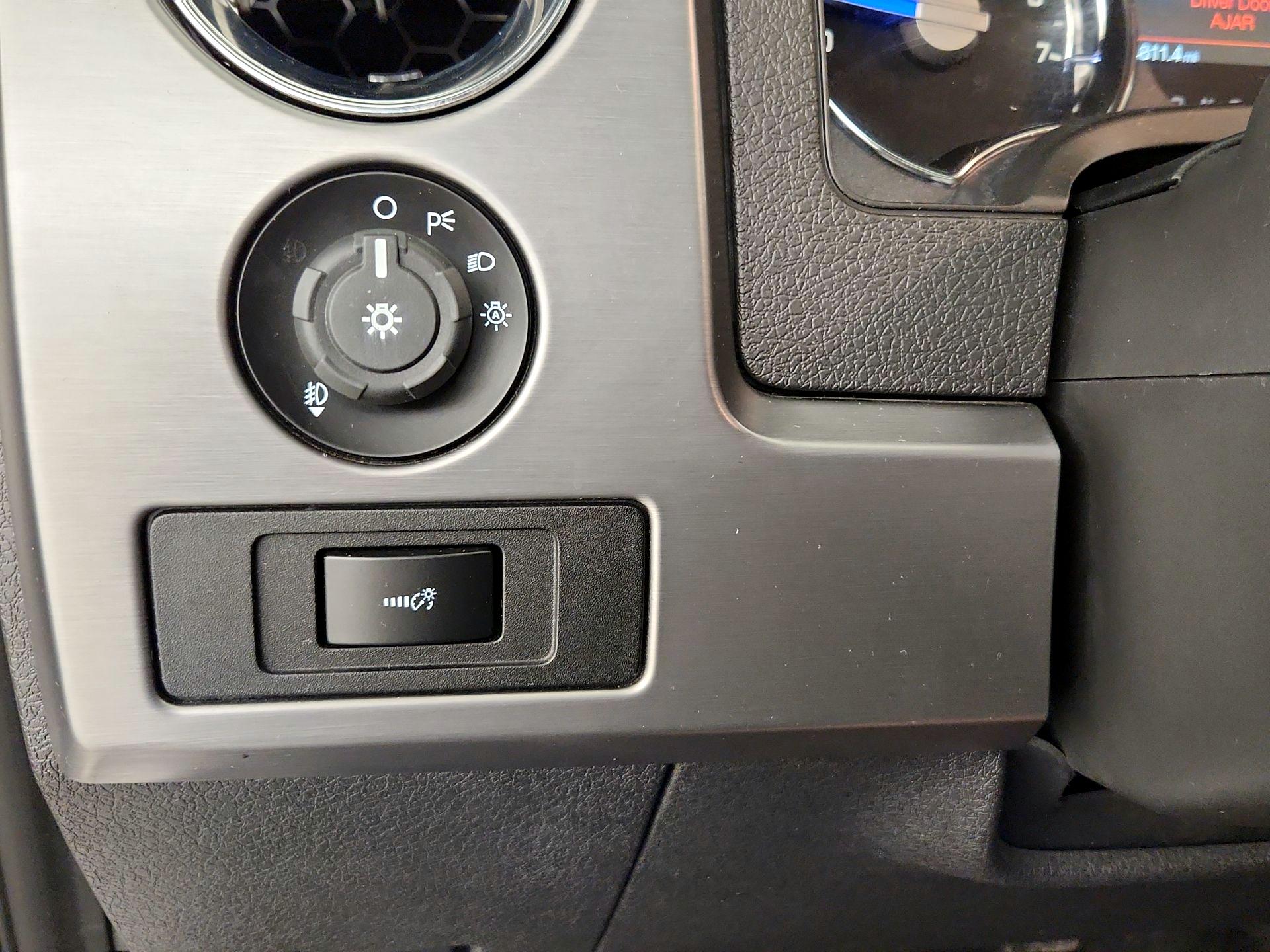 Thumbnail: 2014 Ford F-150 - 13