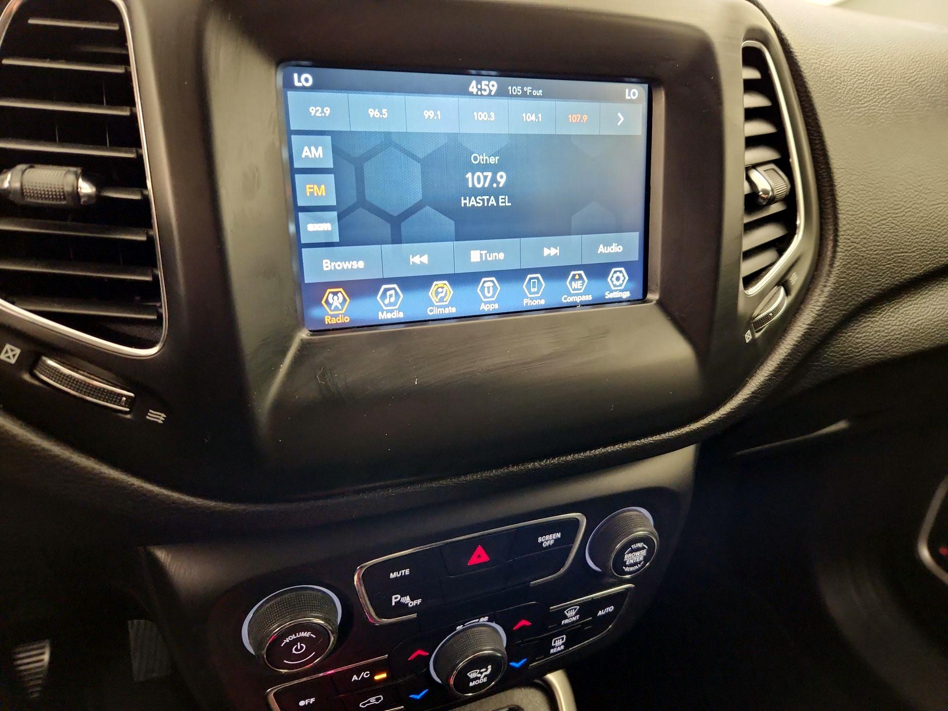 Thumbnail: 2018 Jeep Compass - 15