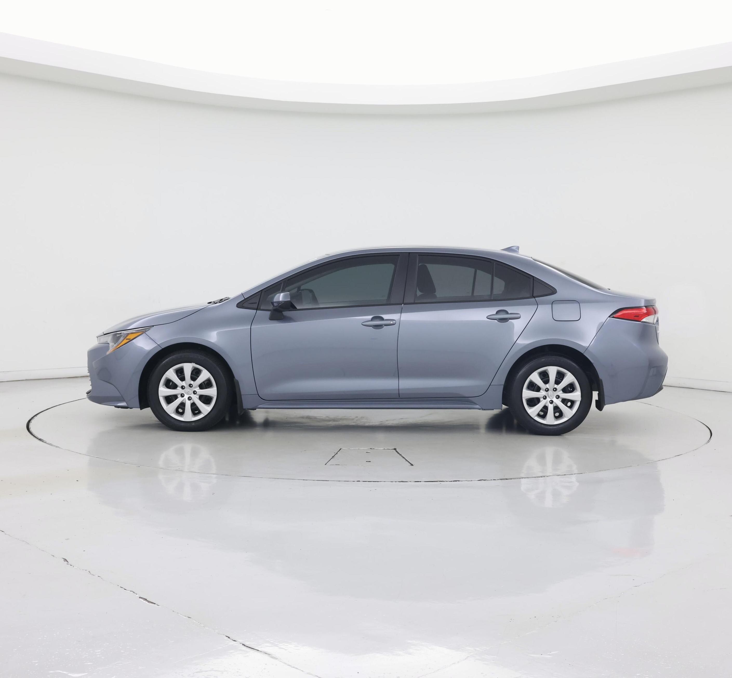 Thumbnail: 2025 Toyota Corolla - 3