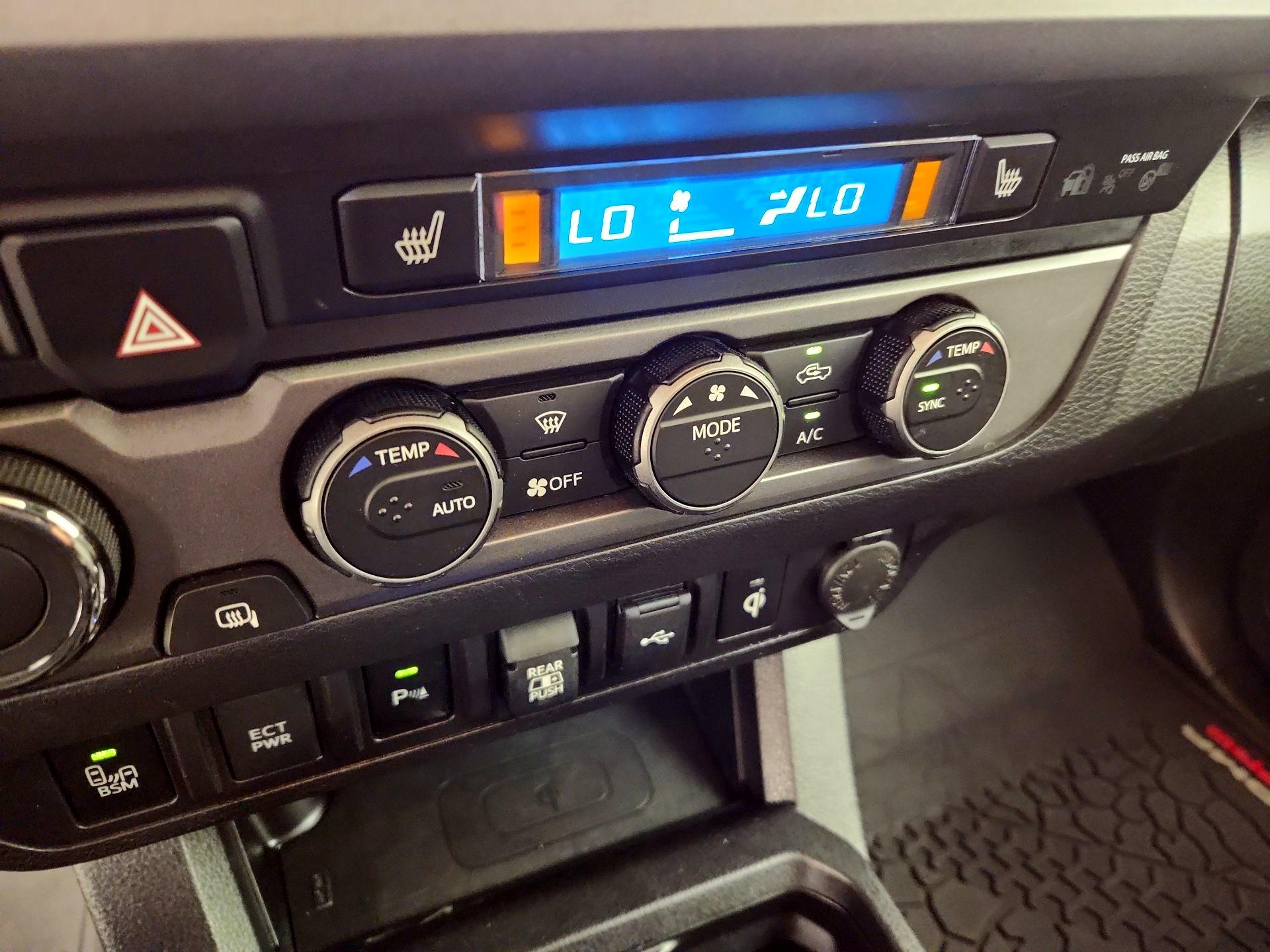 Thumbnail: 2023 Toyota Tacoma - 17