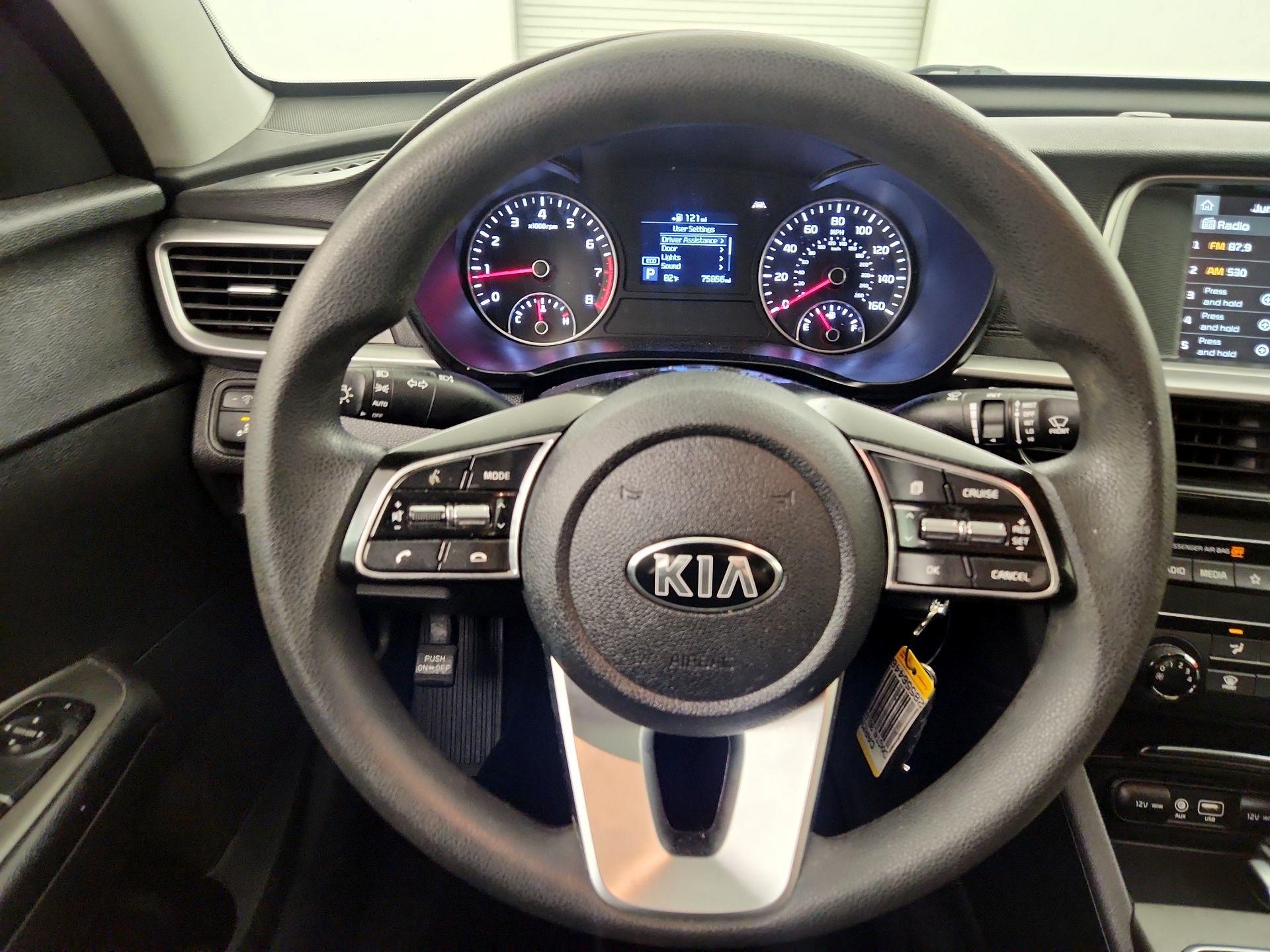 Thumbnail: 2020 Kia Optima - 10