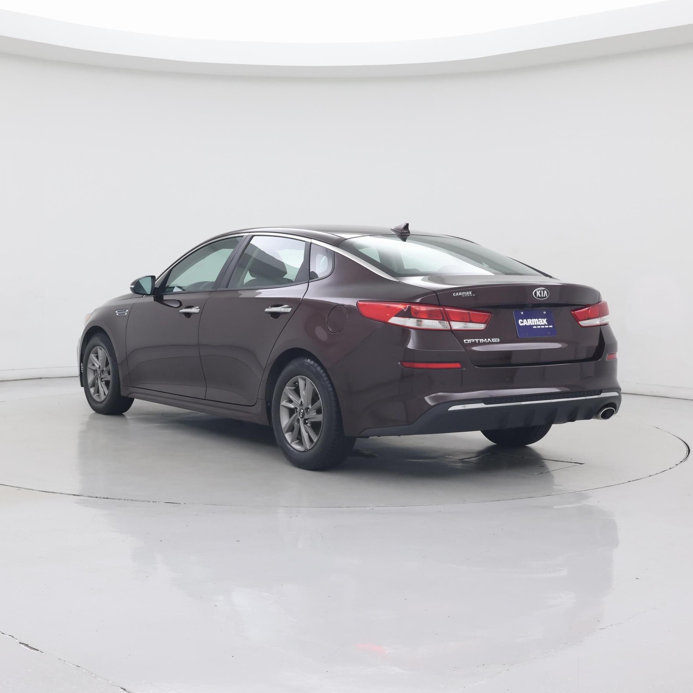 Thumbnail: 2020 Kia Optima - 2