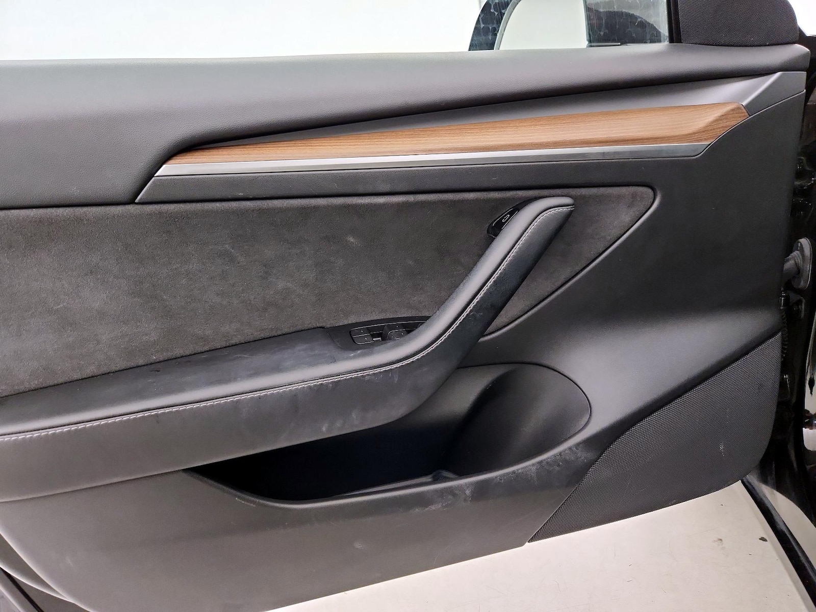 2022 Tesla Model 3 Long Range - Photo 13