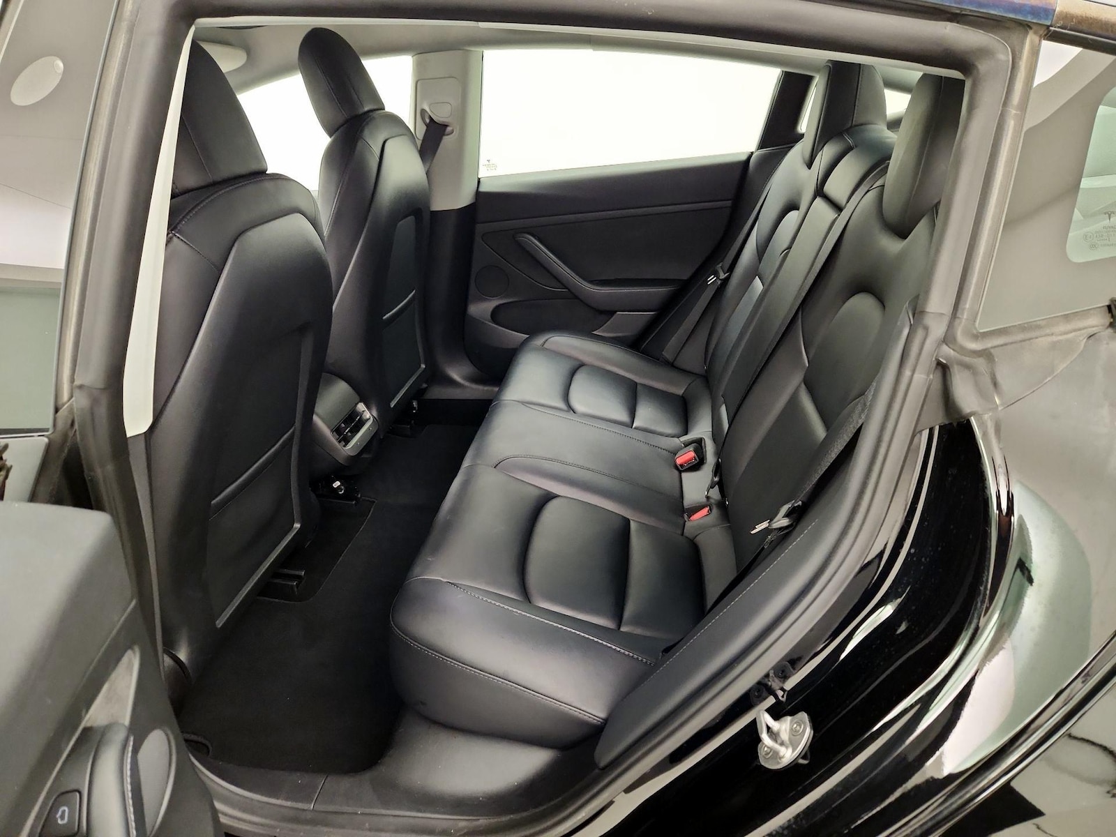 2022 Tesla Model 3 Long Range - Photo 22