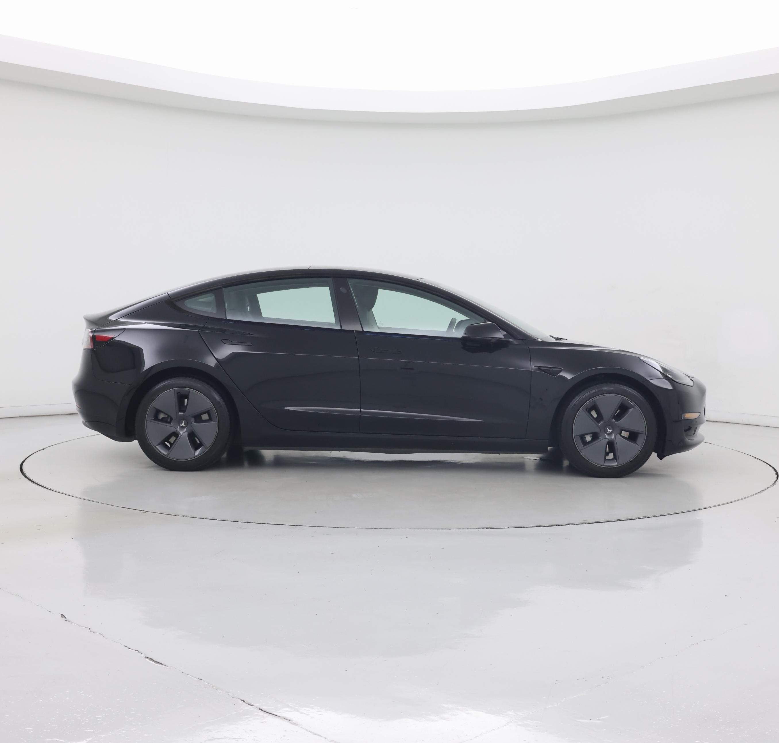 Thumbnail: 2022 Tesla Model 3 - 7
