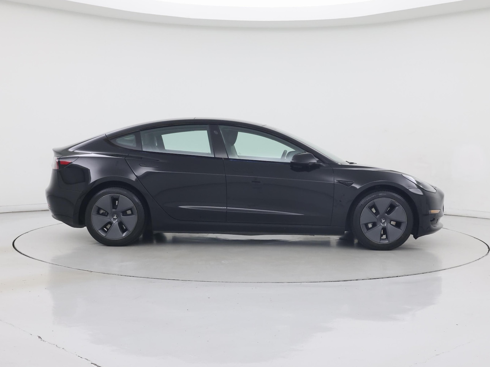 2022 Tesla Model 3 Long Range - Photo 8