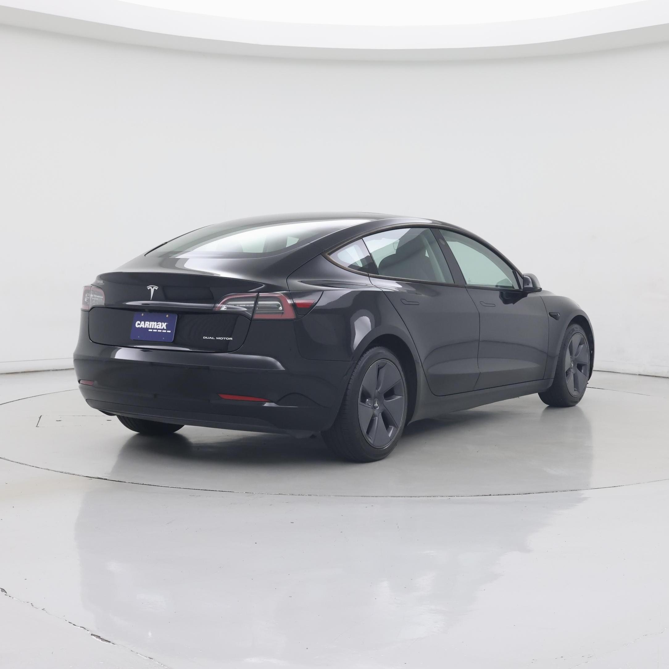 Thumbnail: 2022 Tesla Model 3 - 8
