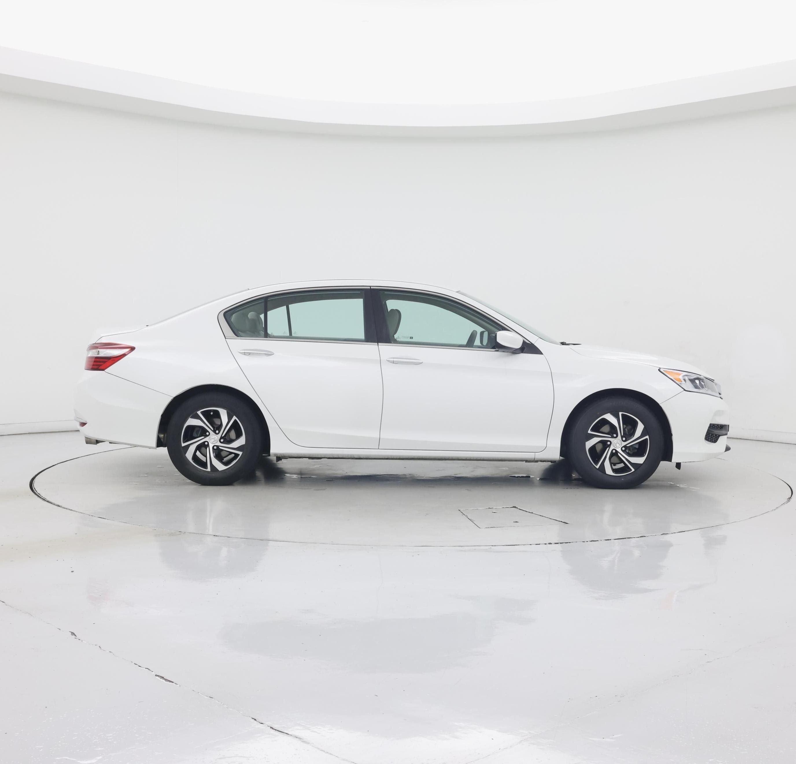 Thumbnail: 2017 Honda Accord - 7