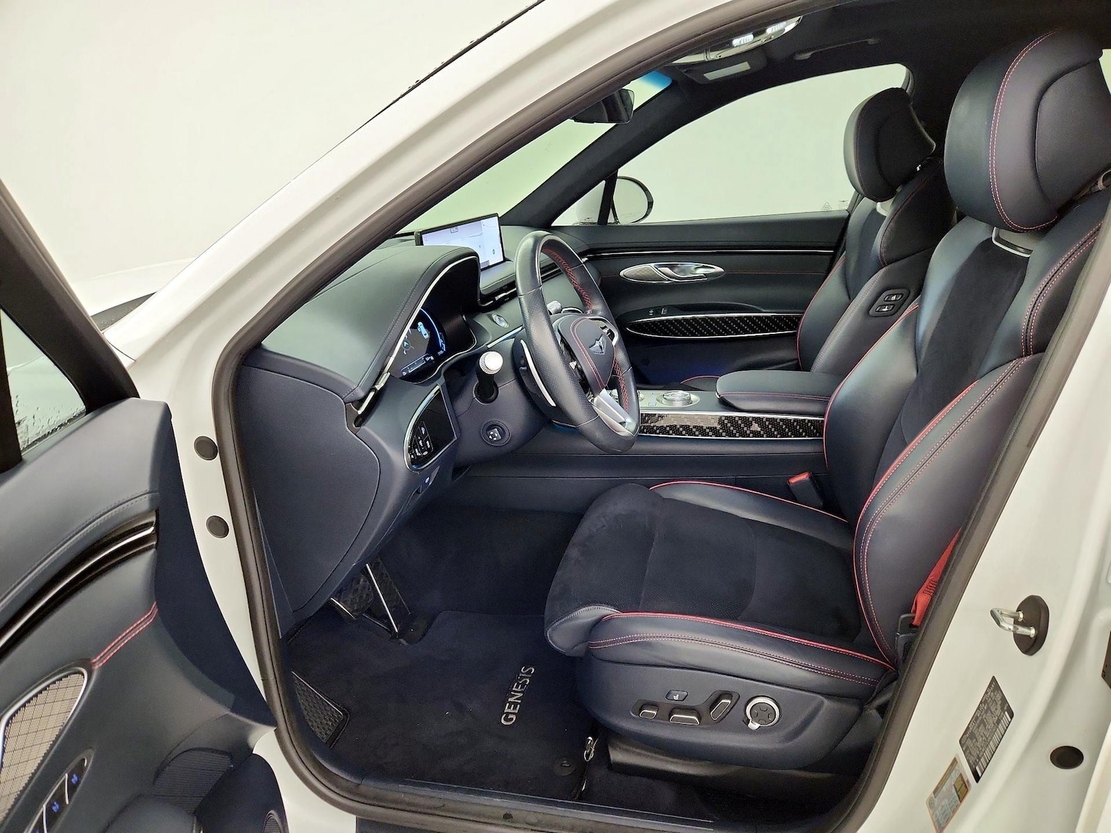 2022 GENESIS GV70 Sport - Photo 12