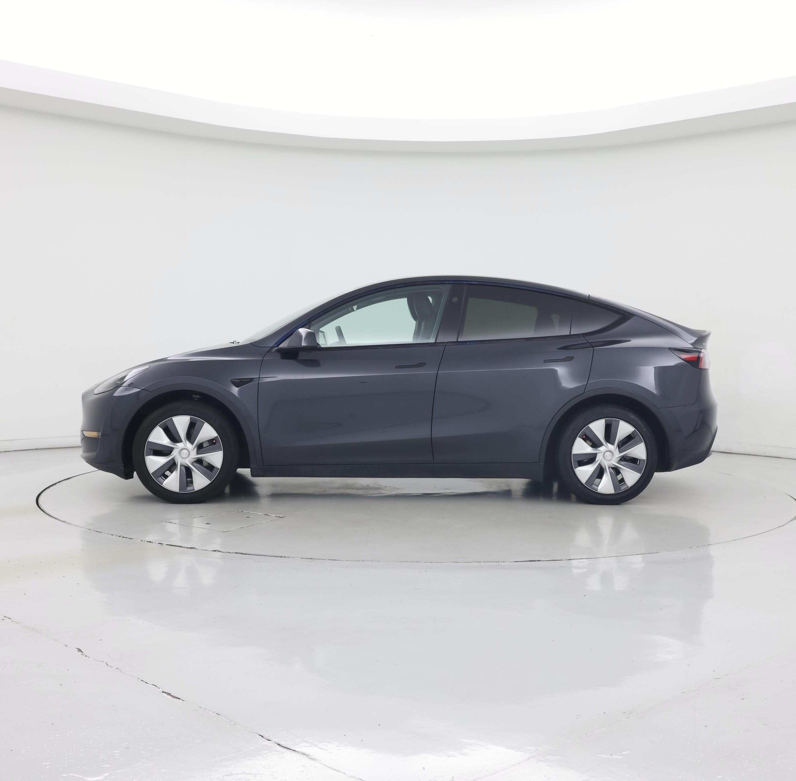 Thumbnail: 2024 Tesla Model Y - 3