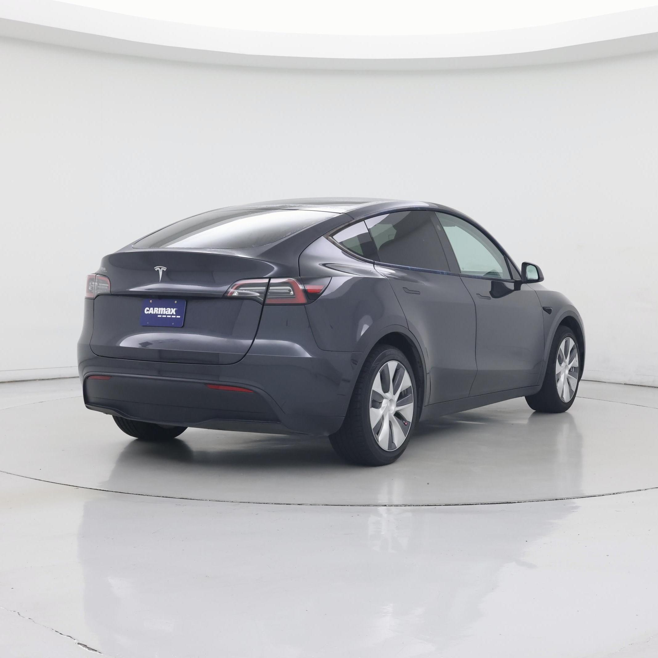 Thumbnail: 2024 Tesla Model Y - 8