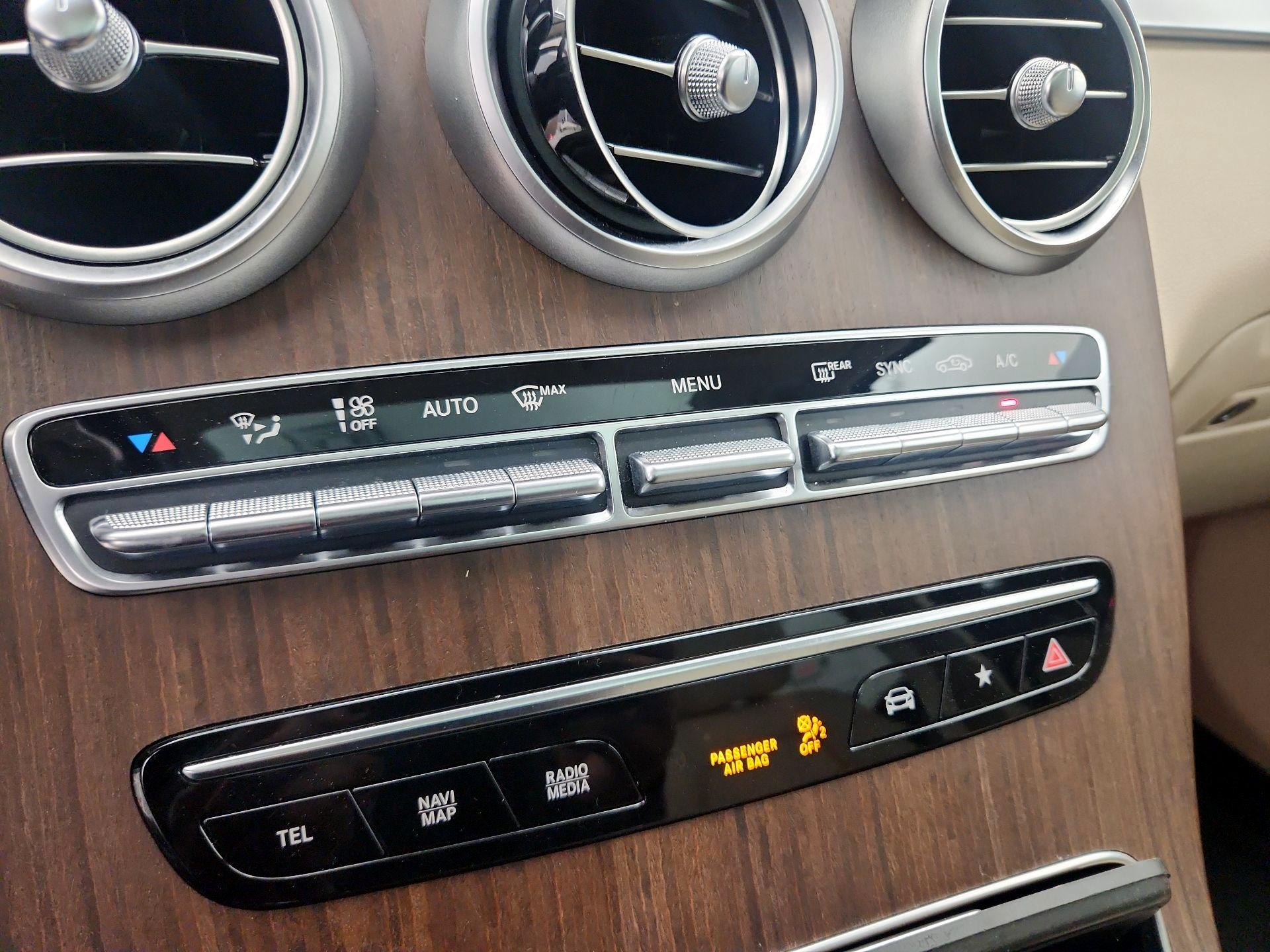 Thumbnail: 2022 Mercedes-Benz GLC - 16