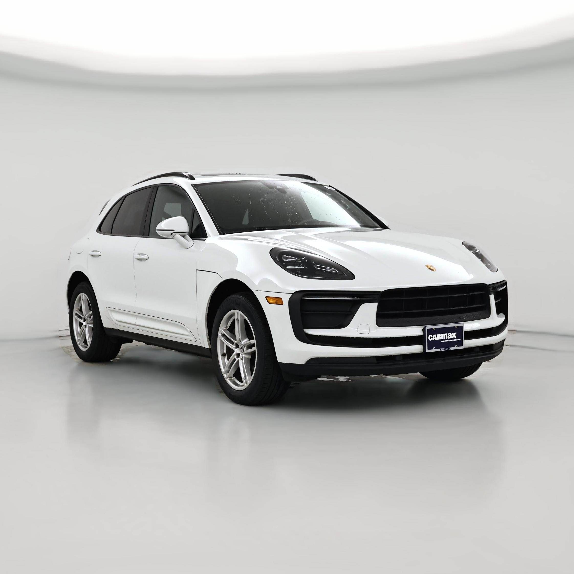 Thumbnail: 2022 Porsche Macan - 1