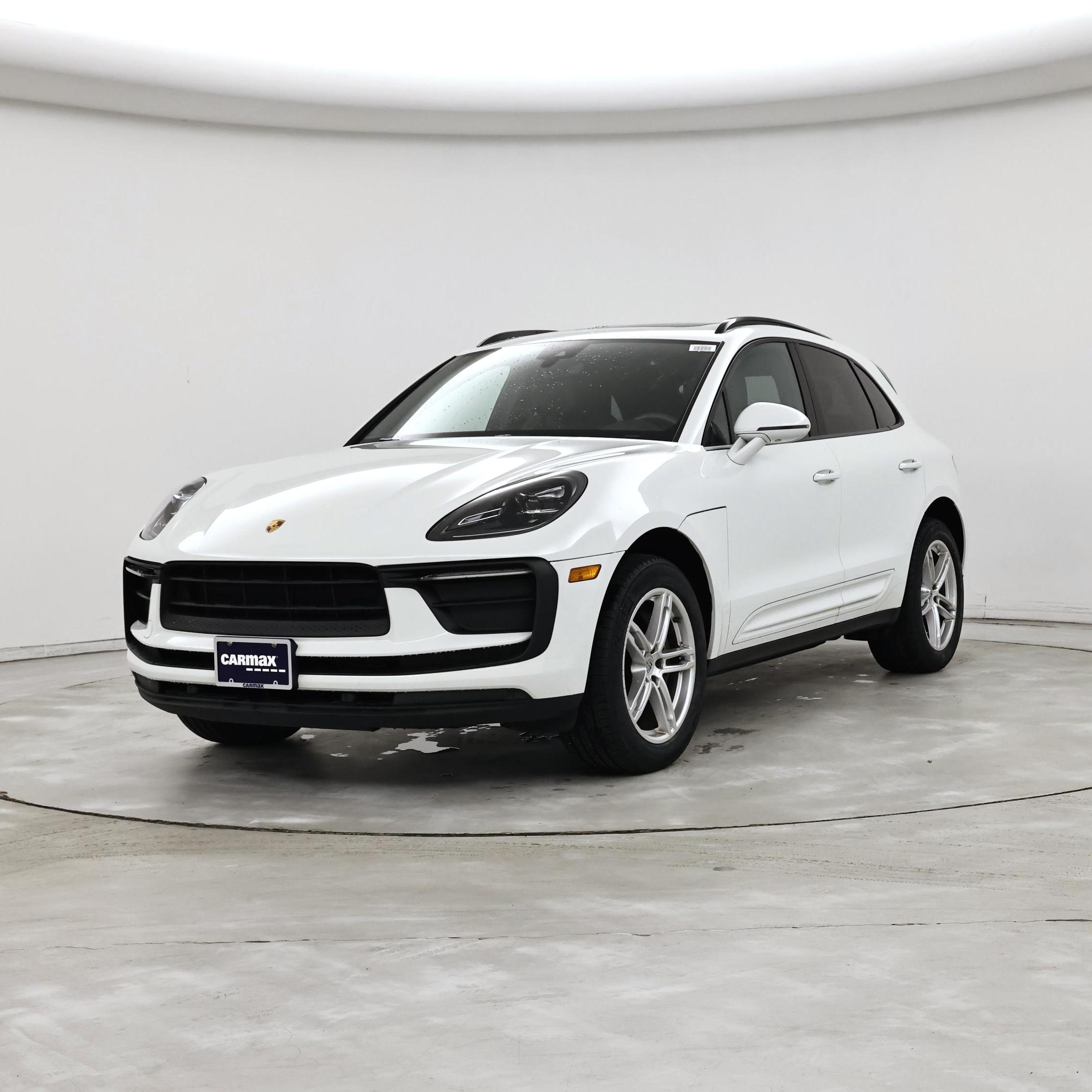 Thumbnail: 2022 Porsche Macan - 4