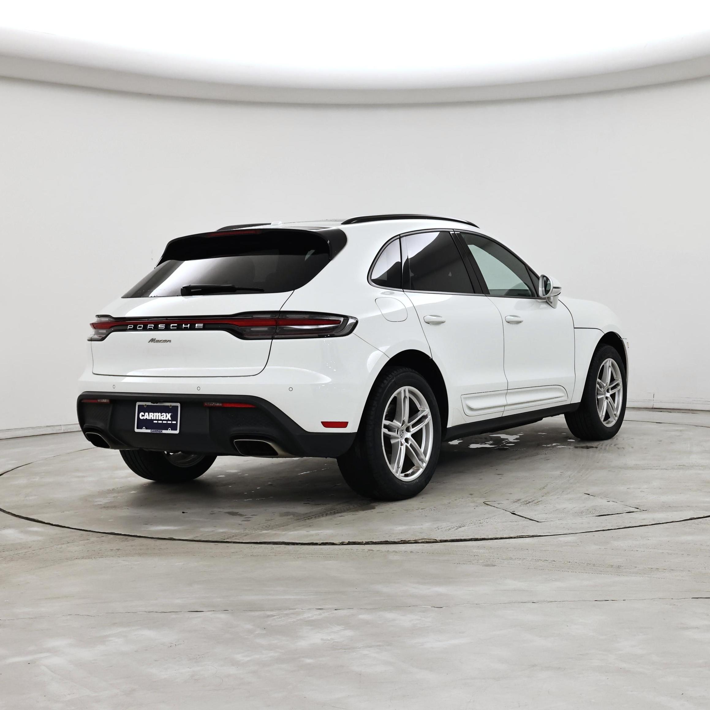 Thumbnail: 2022 Porsche Macan - 8