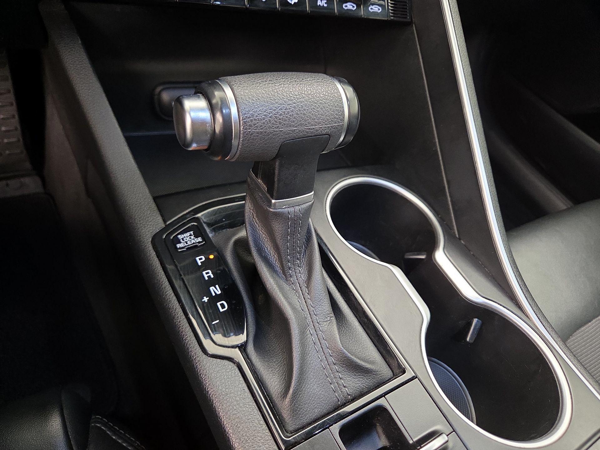 Thumbnail: 2021 Kia K5 - 17