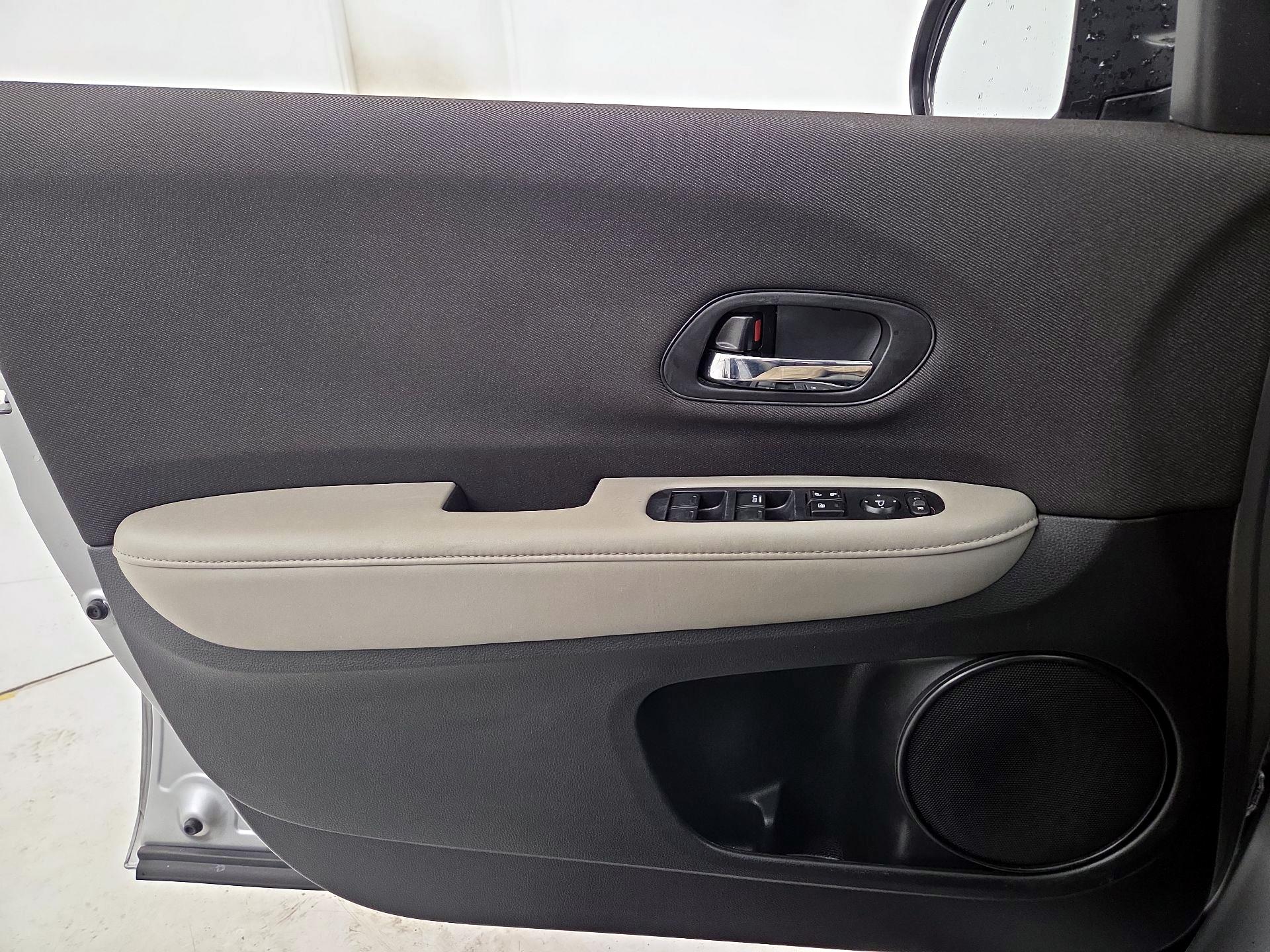 Thumbnail: 2021 Honda HR-V - 12