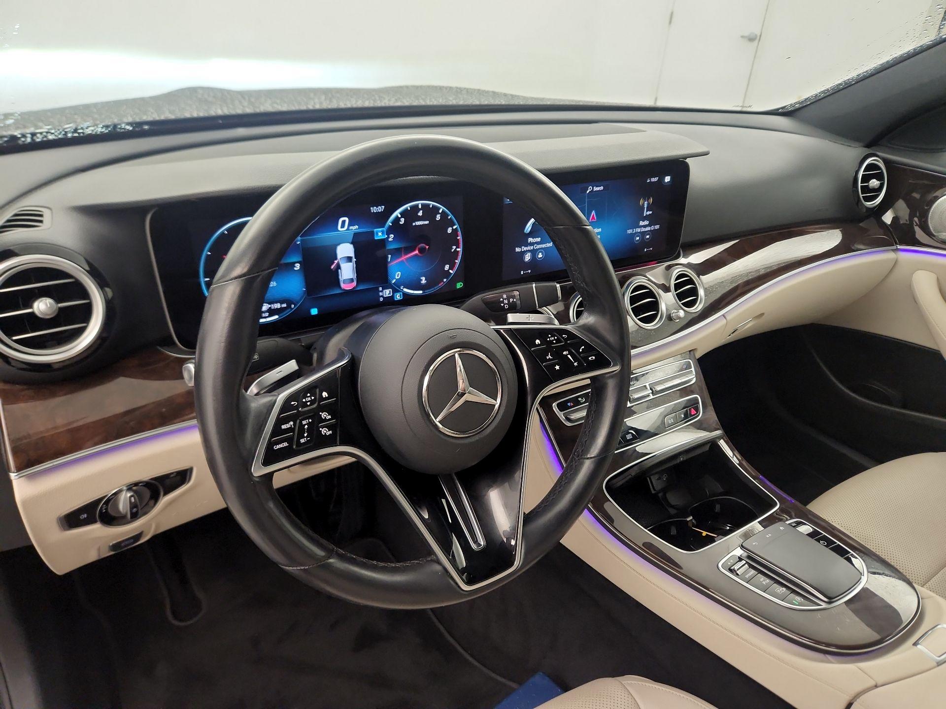 Thumbnail: 2022 Mercedes-Benz E-Class - 8