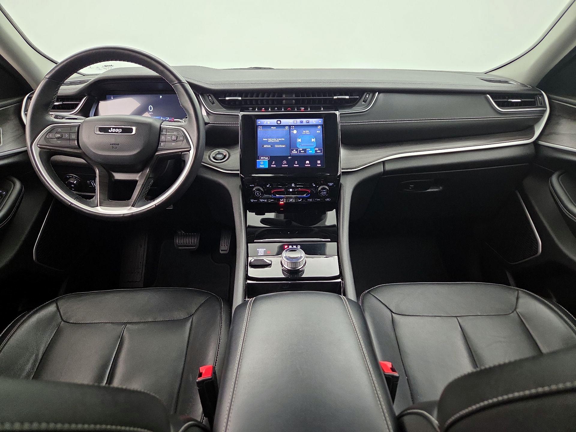 Thumbnail: 2022 Jeep Grand Cherokee - 9