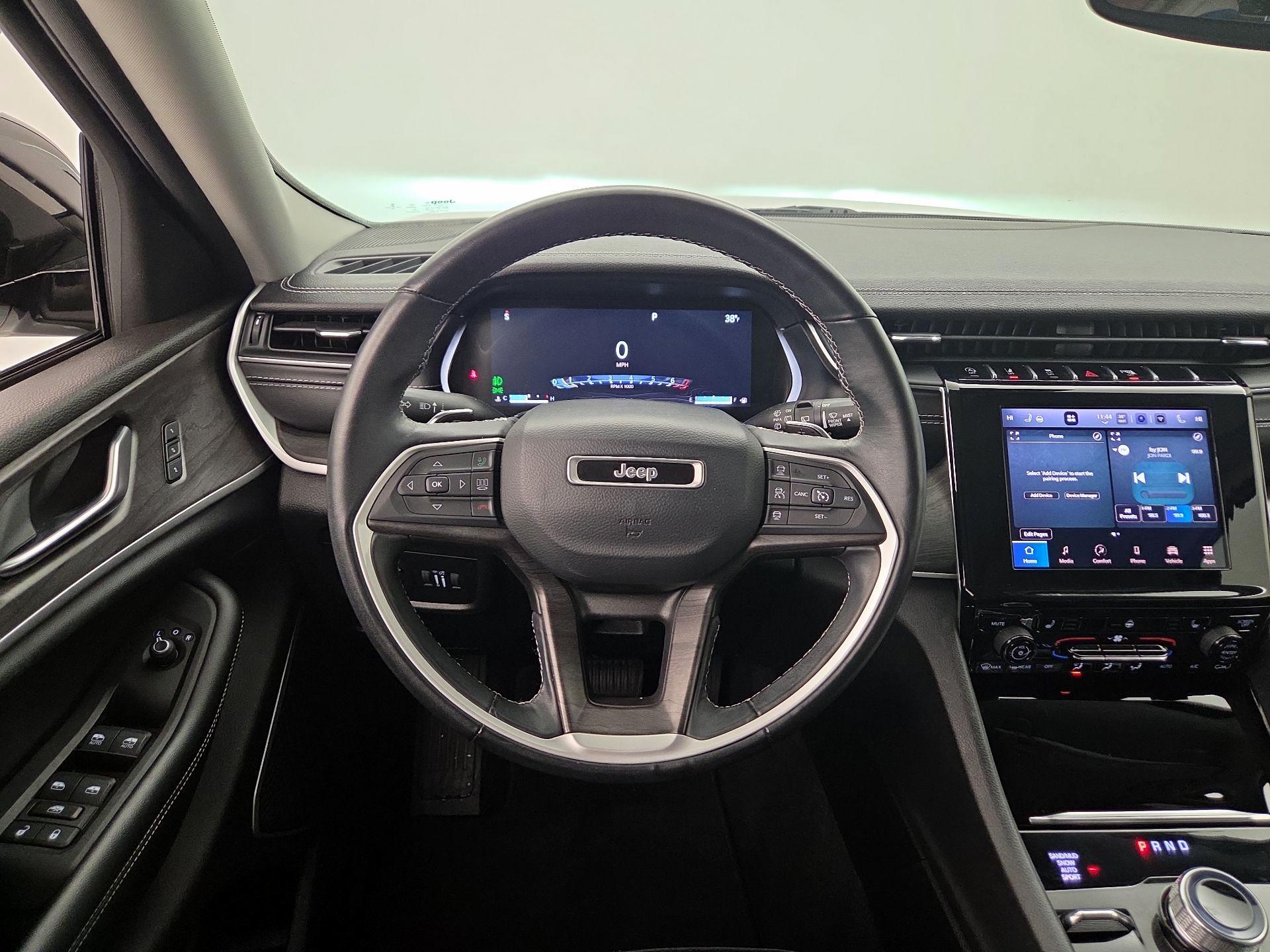 Thumbnail: 2022 Jeep Grand Cherokee - 10