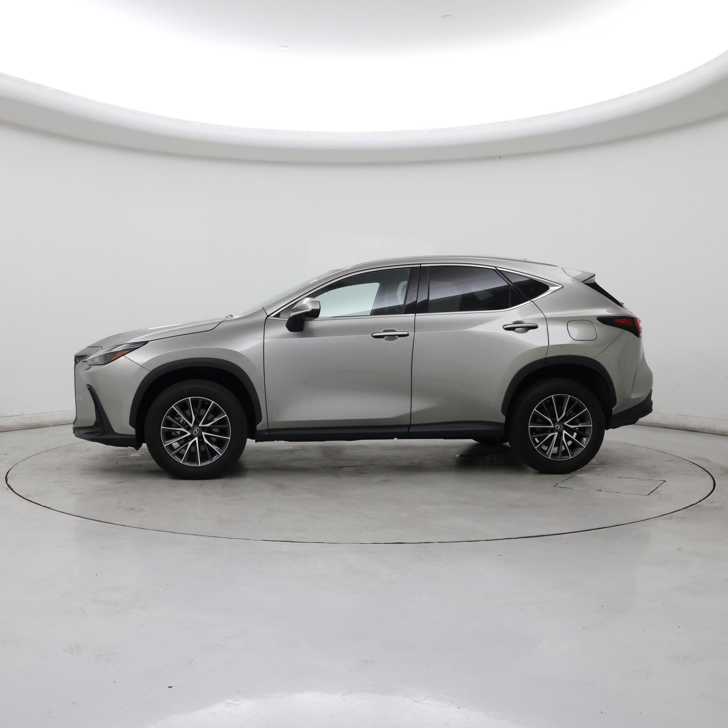 Thumbnail: 2022 Lexus NX - 3