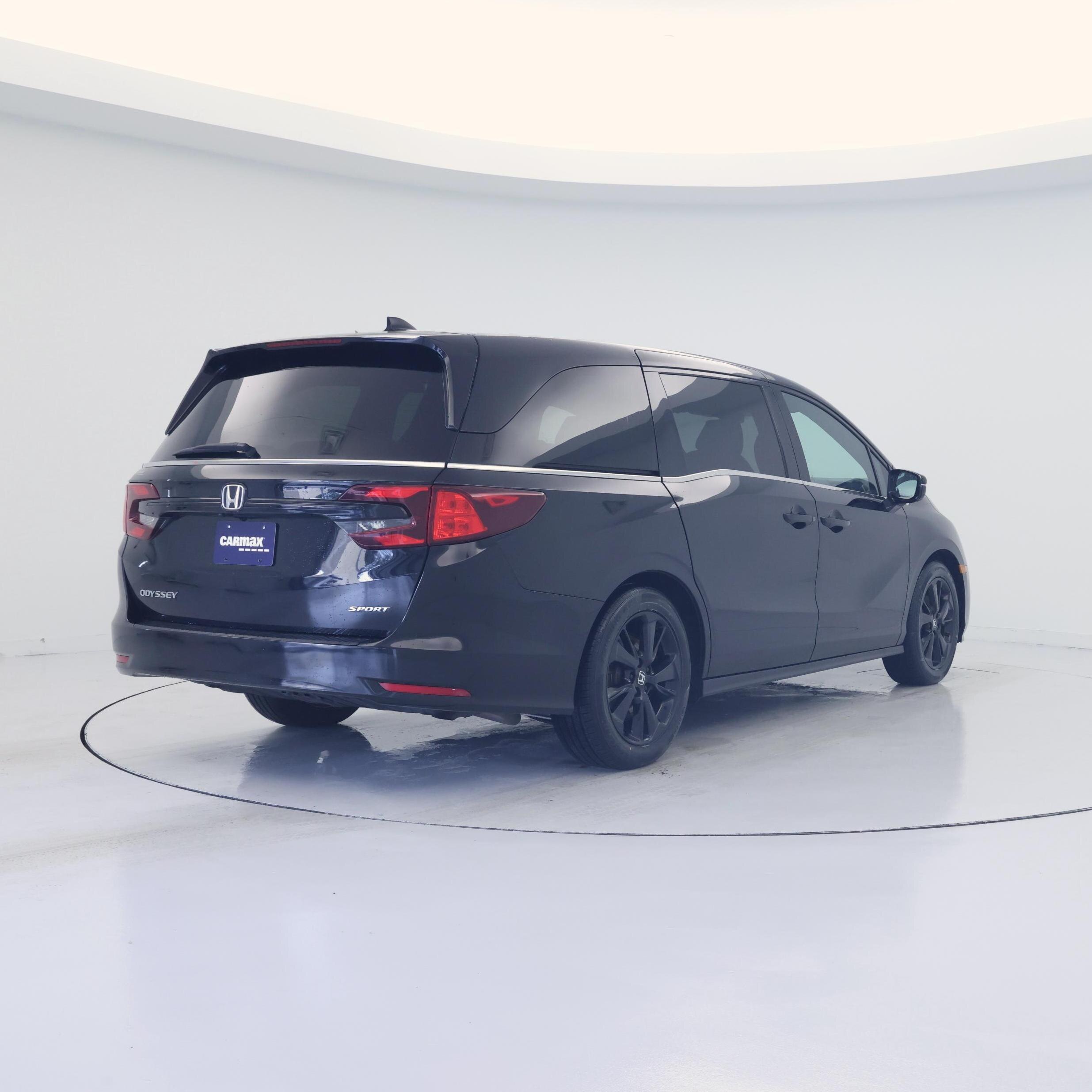 Thumbnail: 2023 Honda Odyssey - 8