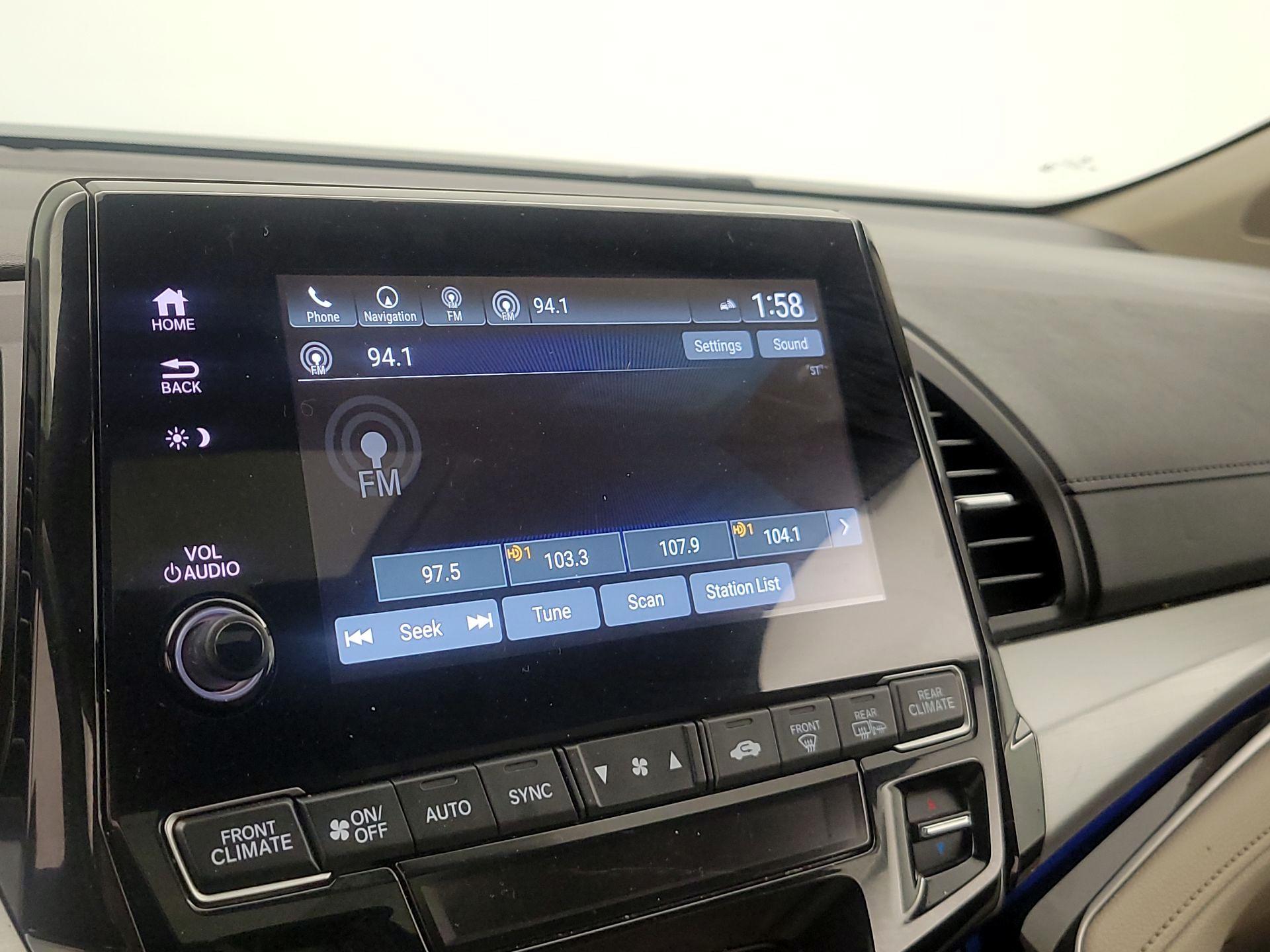 Thumbnail: 2023 Honda Odyssey - 16