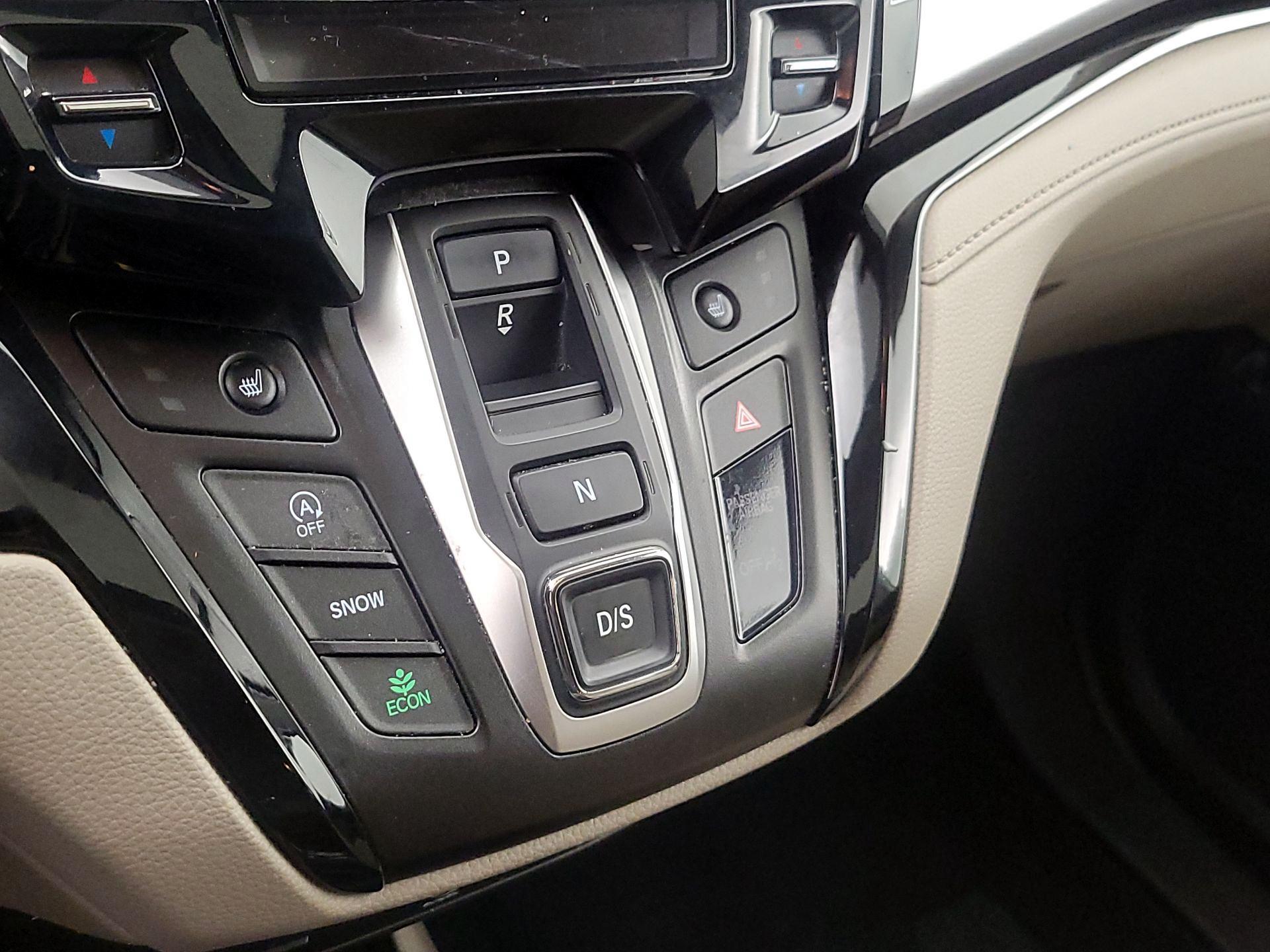 Thumbnail: 2023 Honda Odyssey - 18