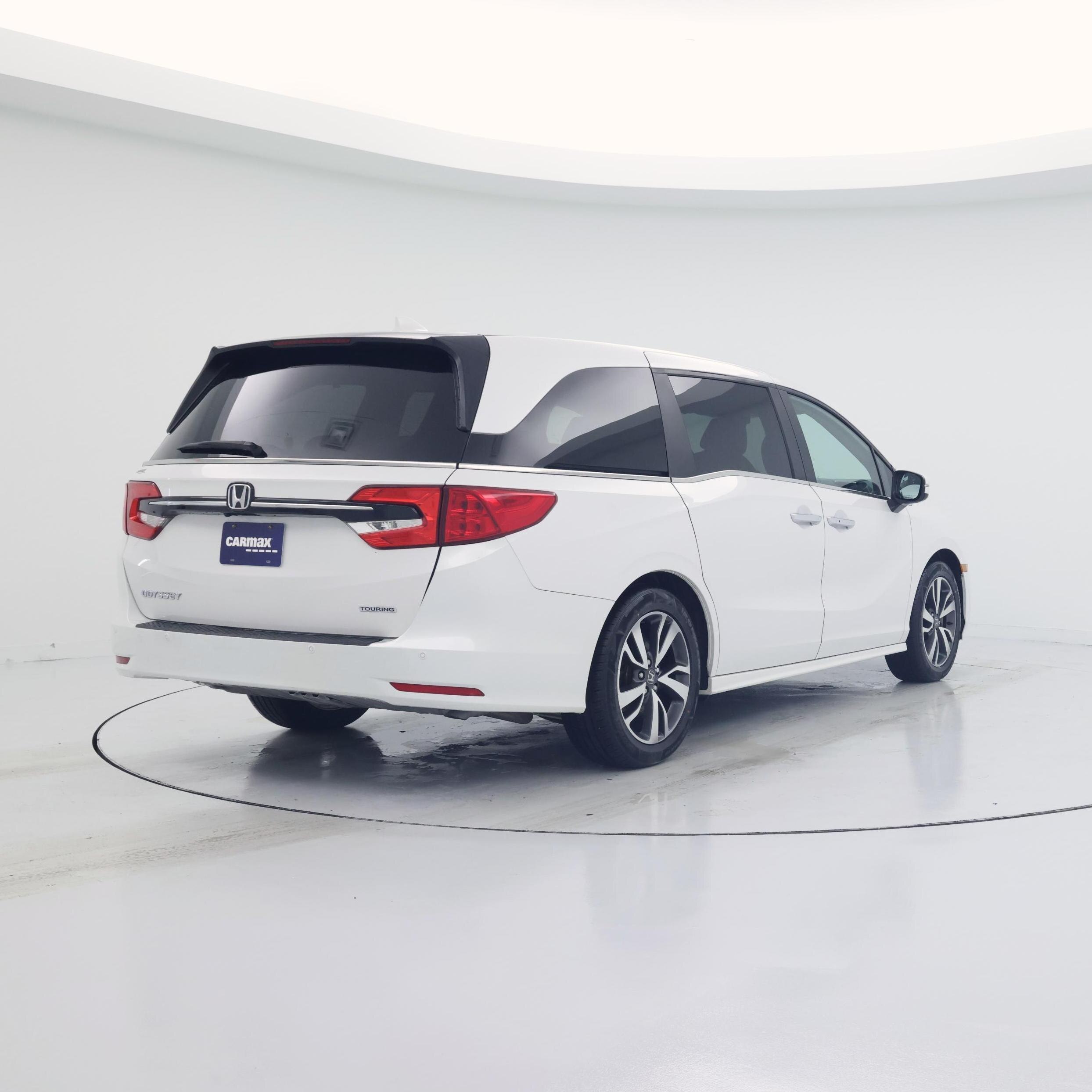 Thumbnail: 2023 Honda Odyssey - 8