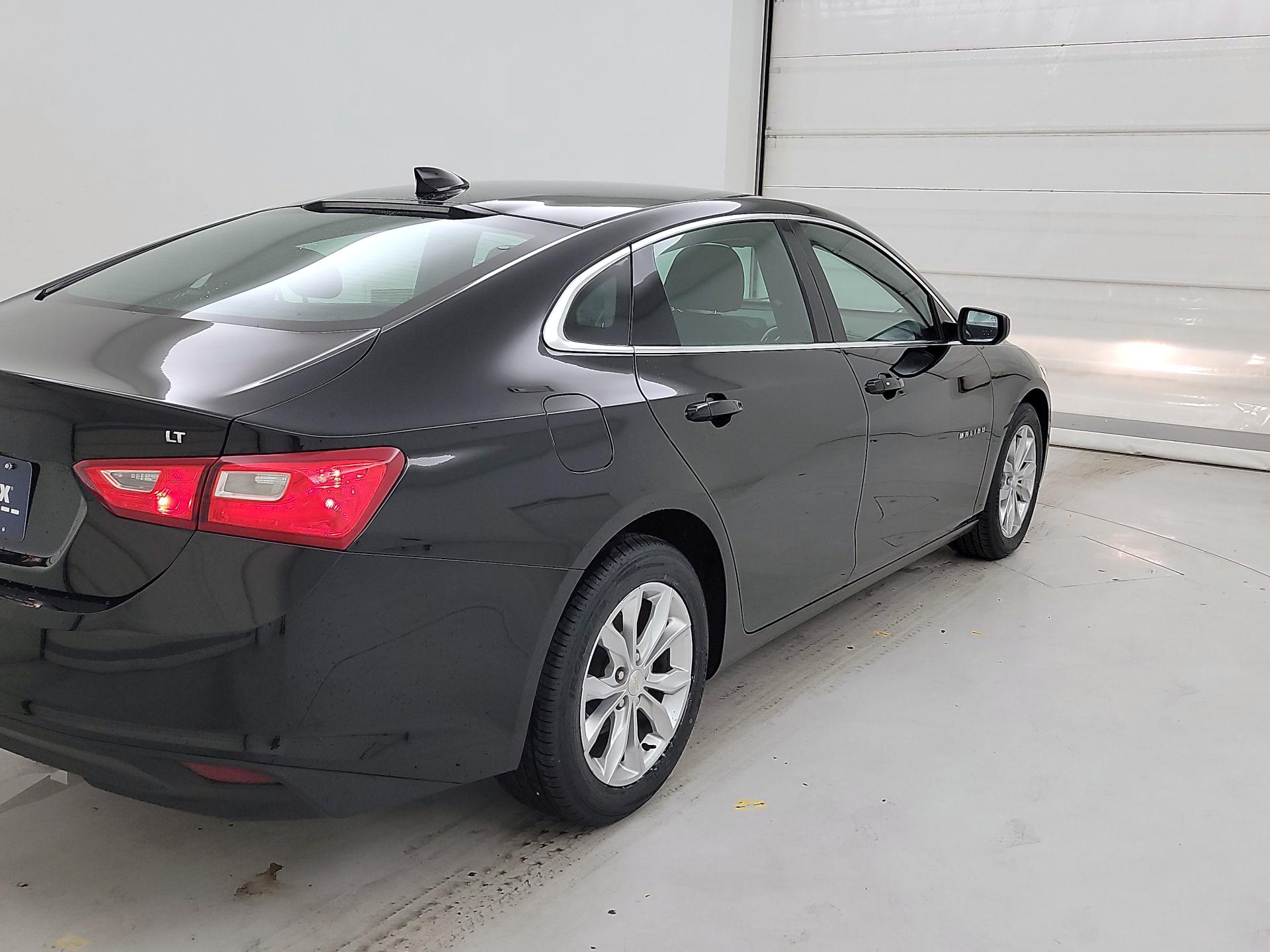 Thumbnail: 2023 Chevrolet Malibu - 5