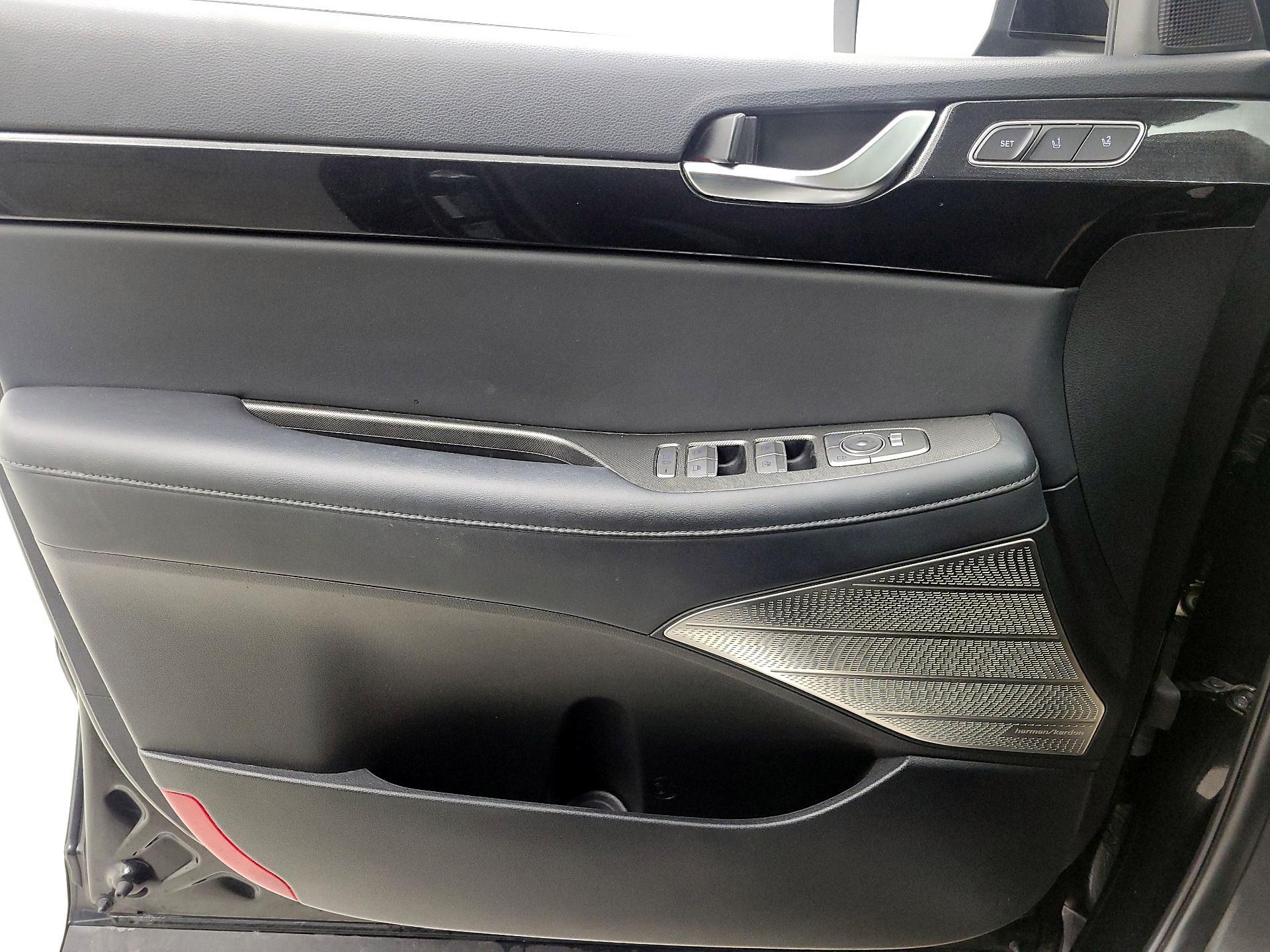 Thumbnail: 2021 Hyundai Palisade - 12