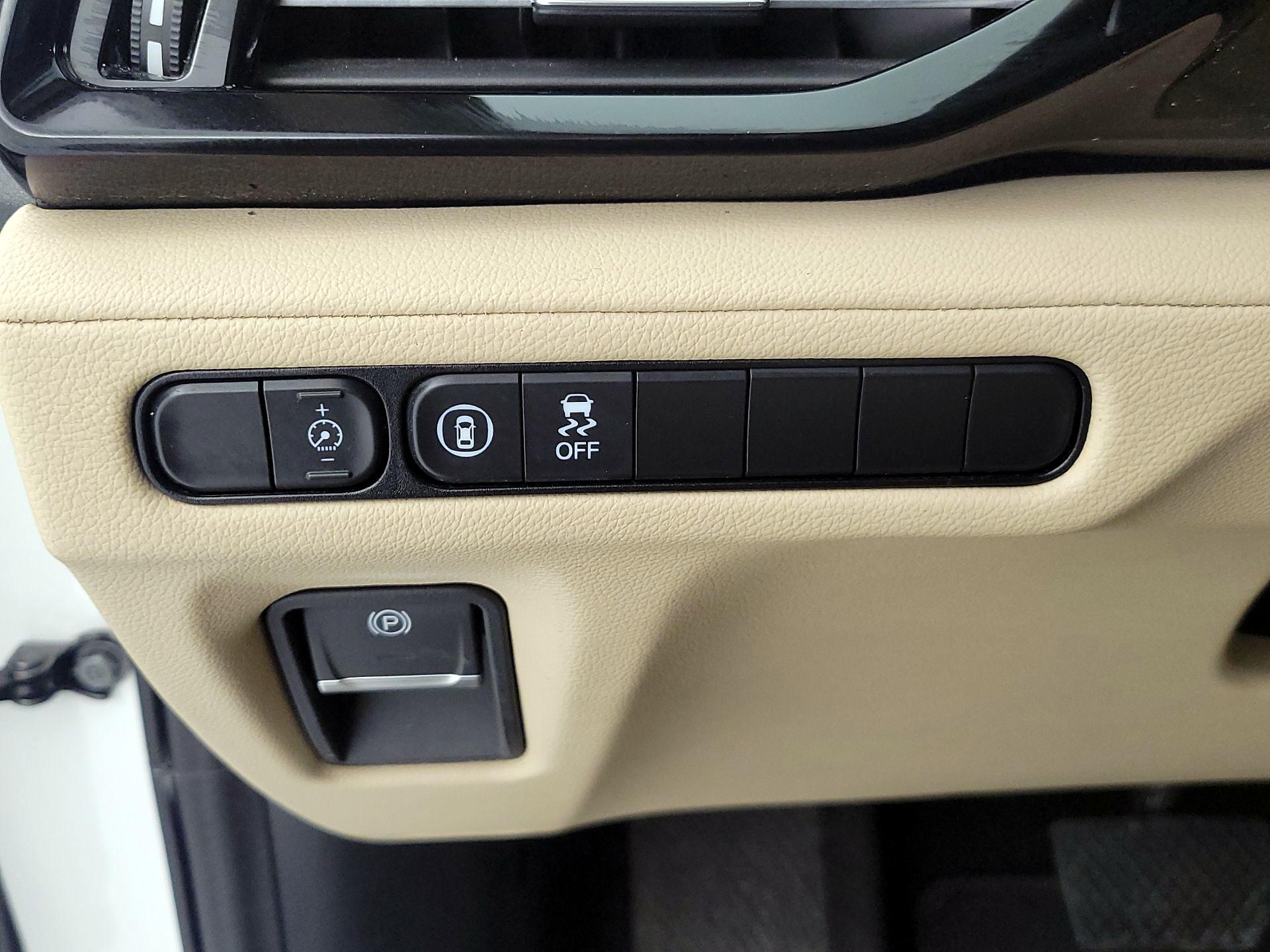 Thumbnail: 2023 Acura MDX - 13